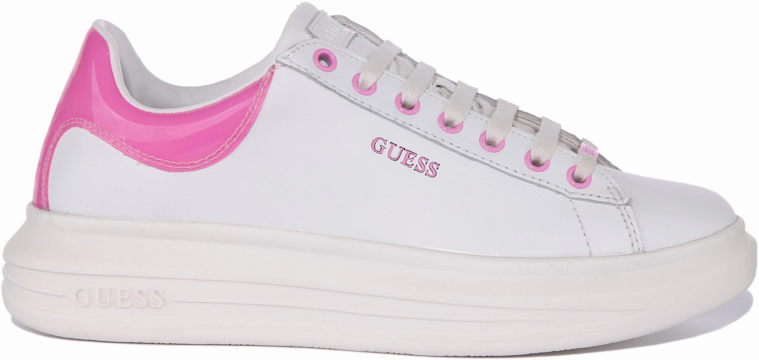 Absorb Sole Guess Vibo Trainer In White Pink For Women