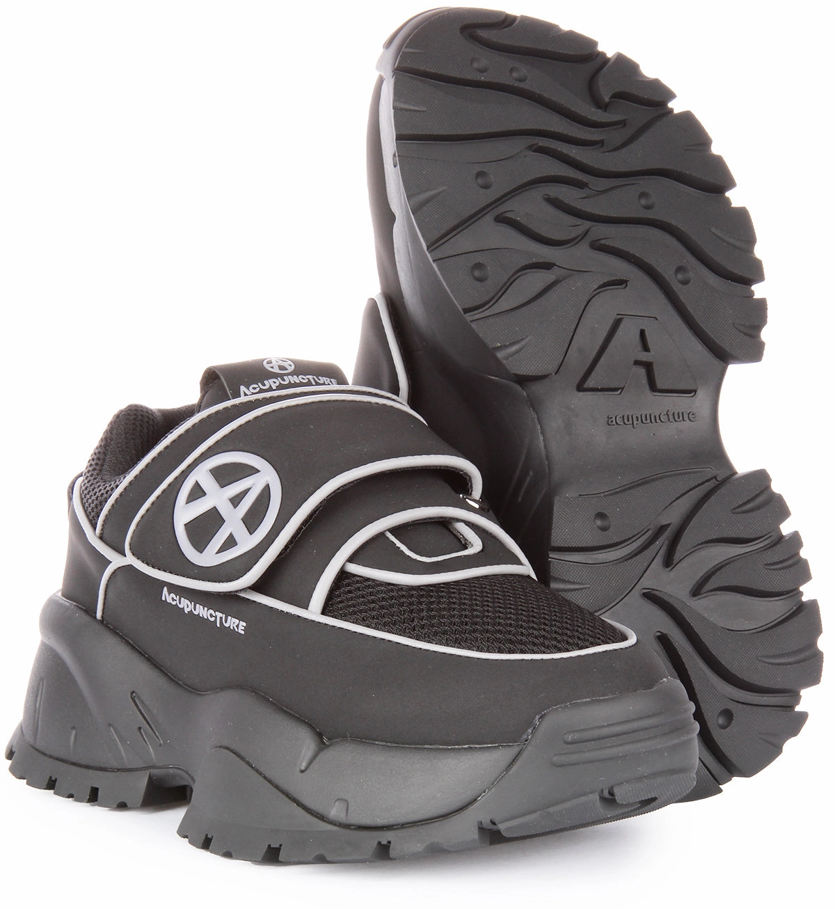 Acupuncture Beefer In Black Platform Relax Wear