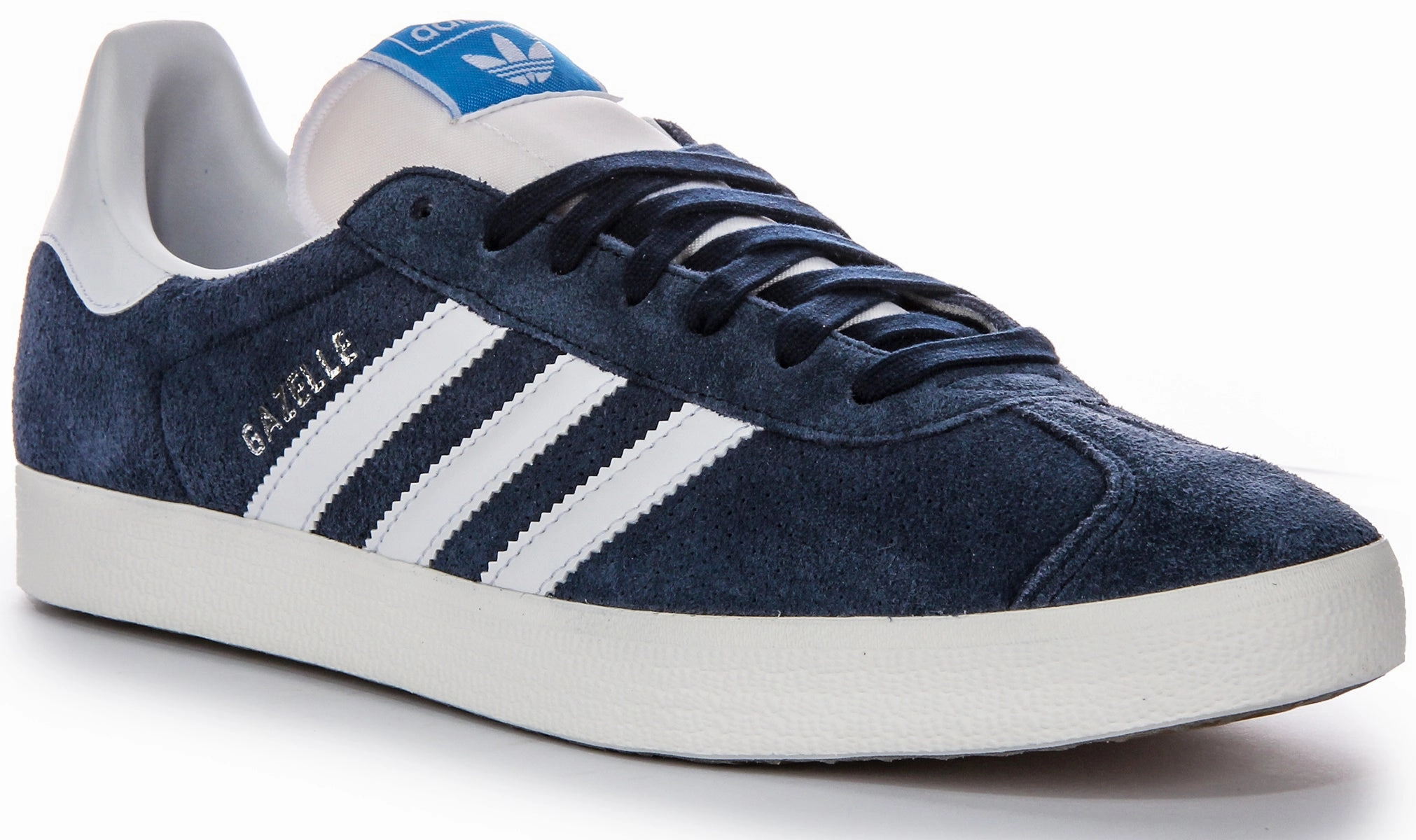 Ideal for movement drills and fast-paced agility work Flat Ground Adidas Gazelle In Navy White For Men