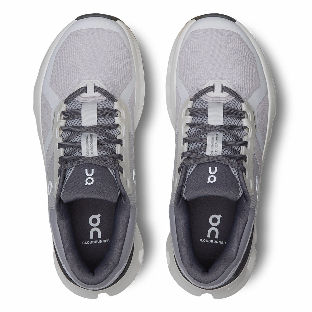 Adjustable Fit Design On Running Cloudrunner 2