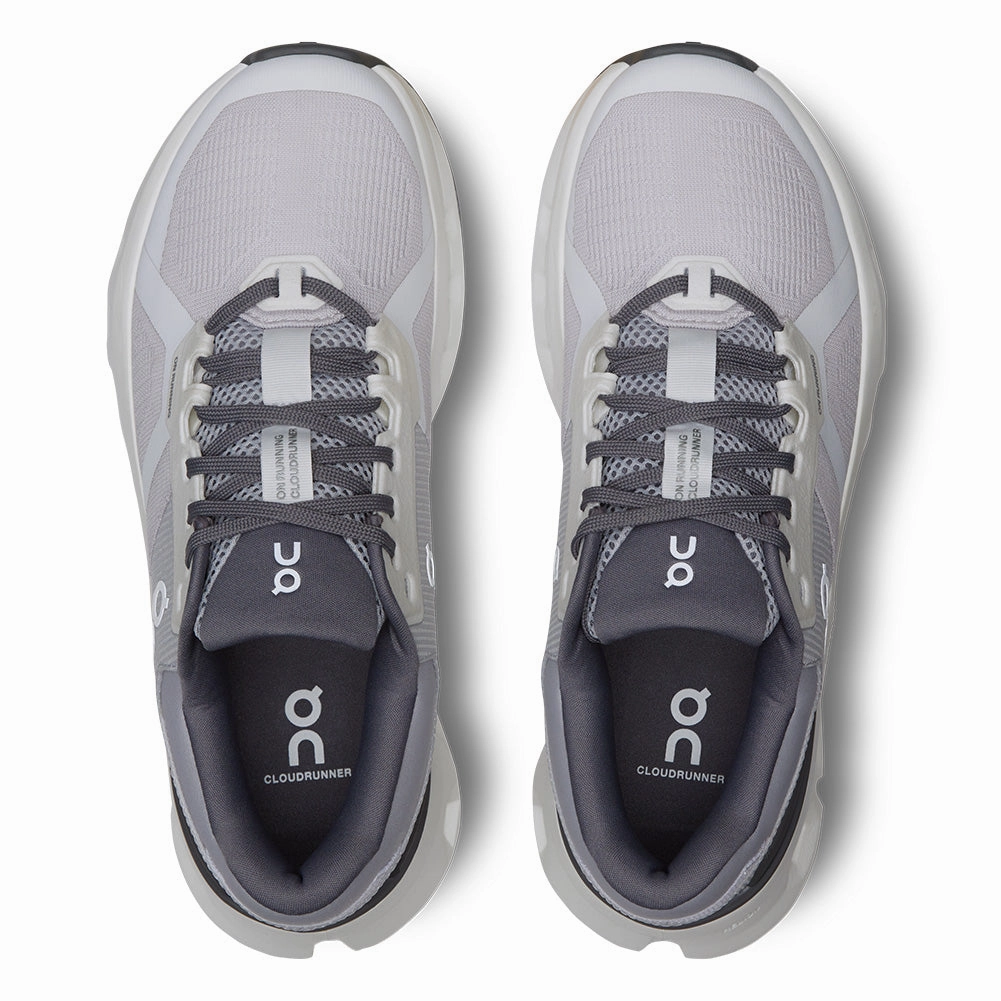 Adjustable Fit Design On Running Cloudrunner 2