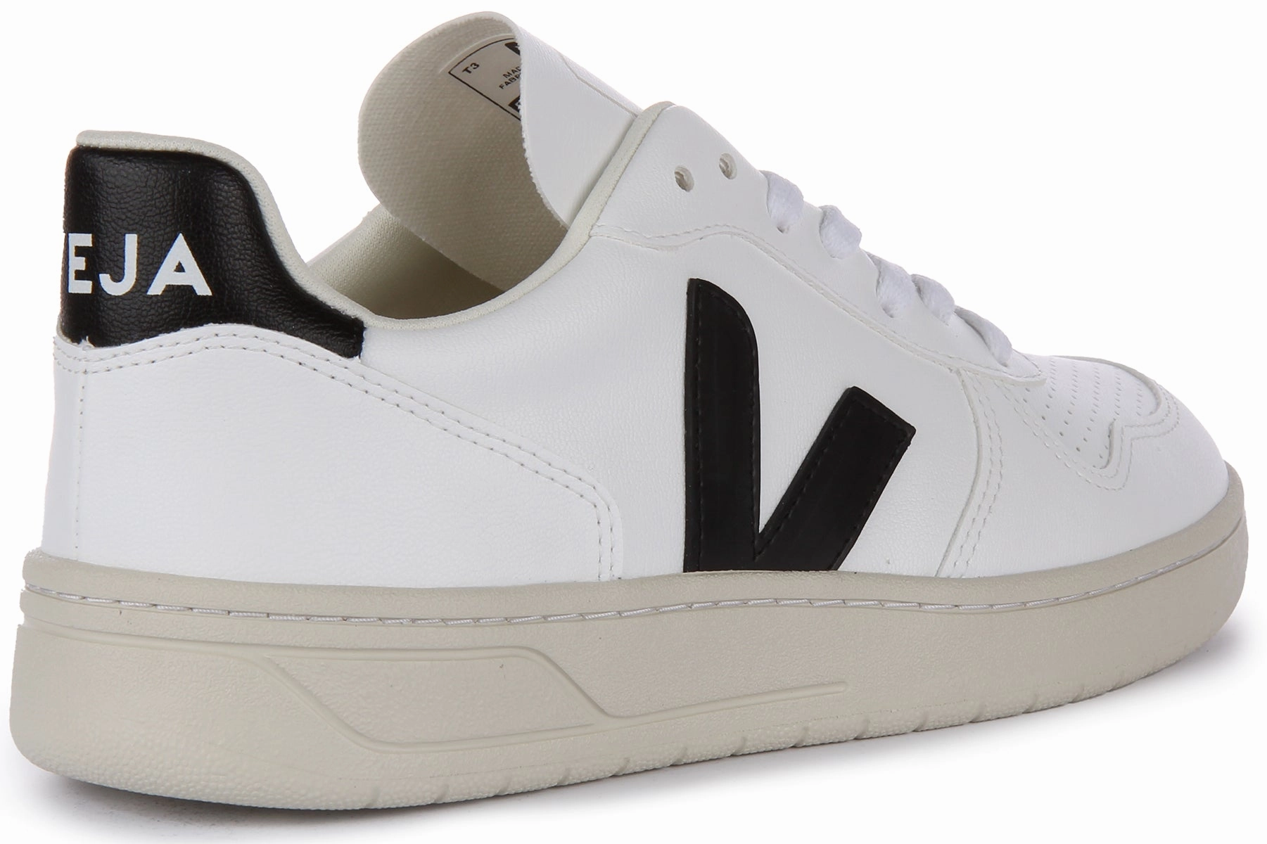 Agility Core Veja V-10 Cwl In White Black For Men