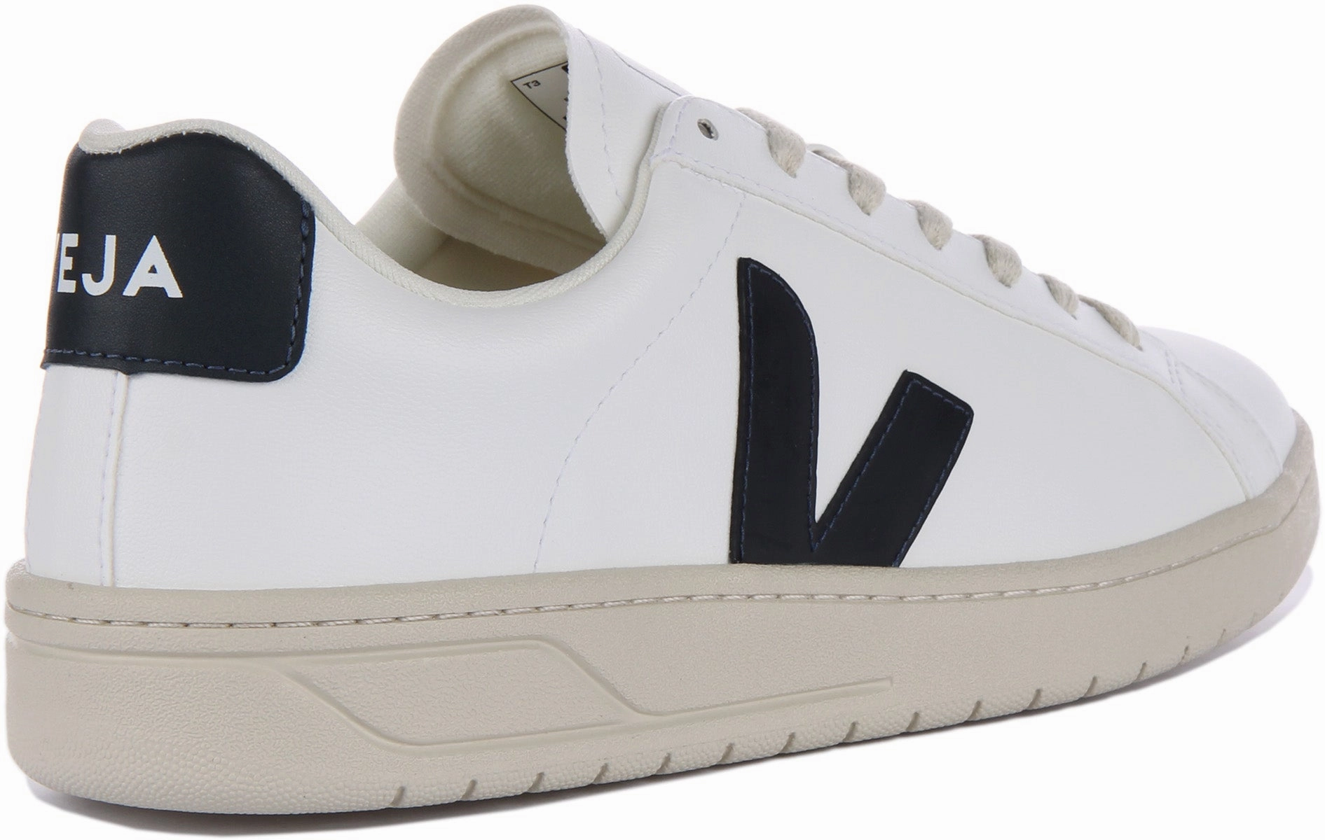 Air Comfort Veja Urca Cwl In White Navy For Women