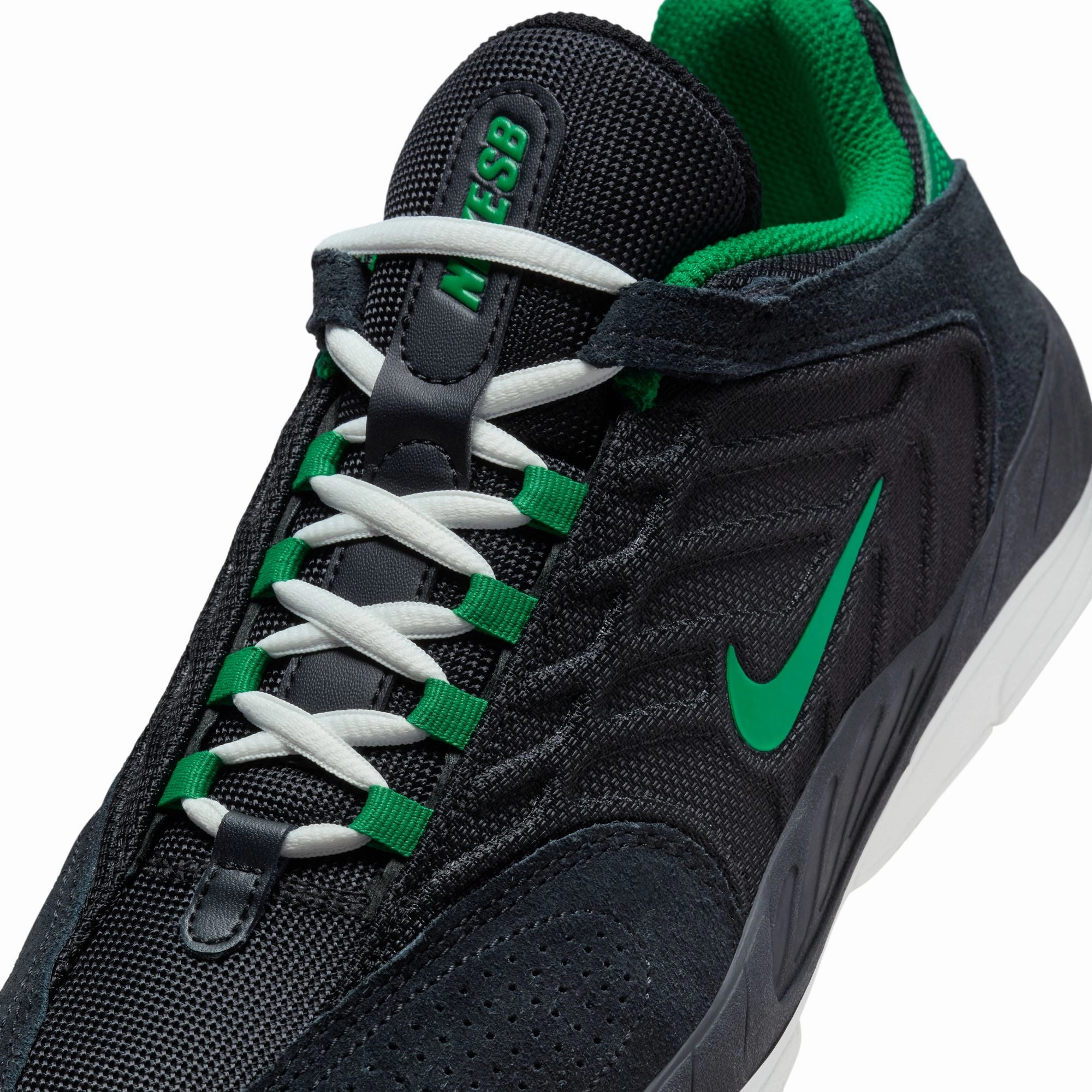 All Grounds Type Design Nike SB Vertebrae Black / Malachite