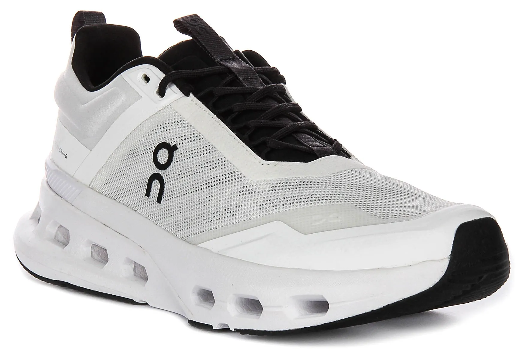 Breathable fabric On Running Cloudnova X In White Black For Men