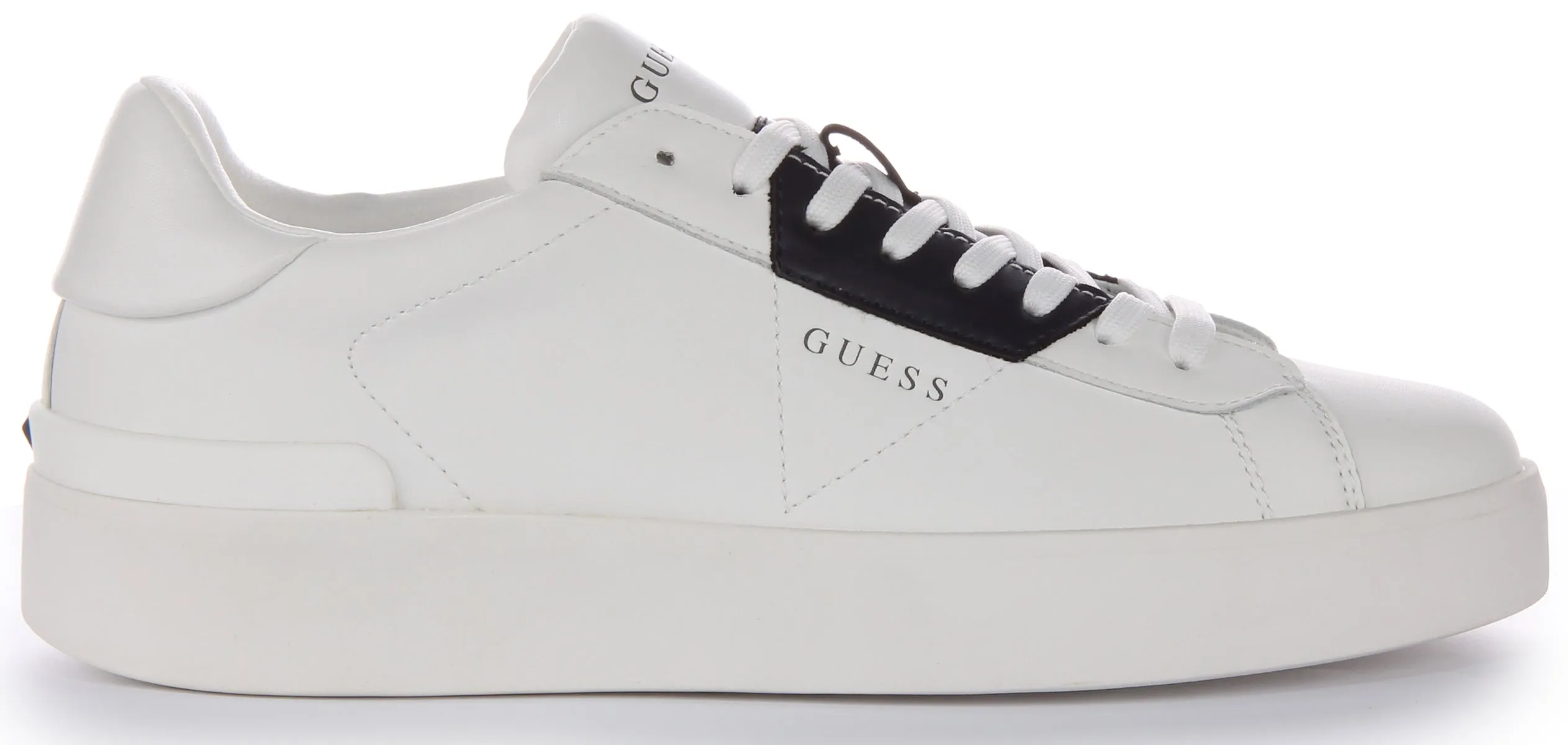 Arch Secure Guess Parma Low Trainers In White Black For Men