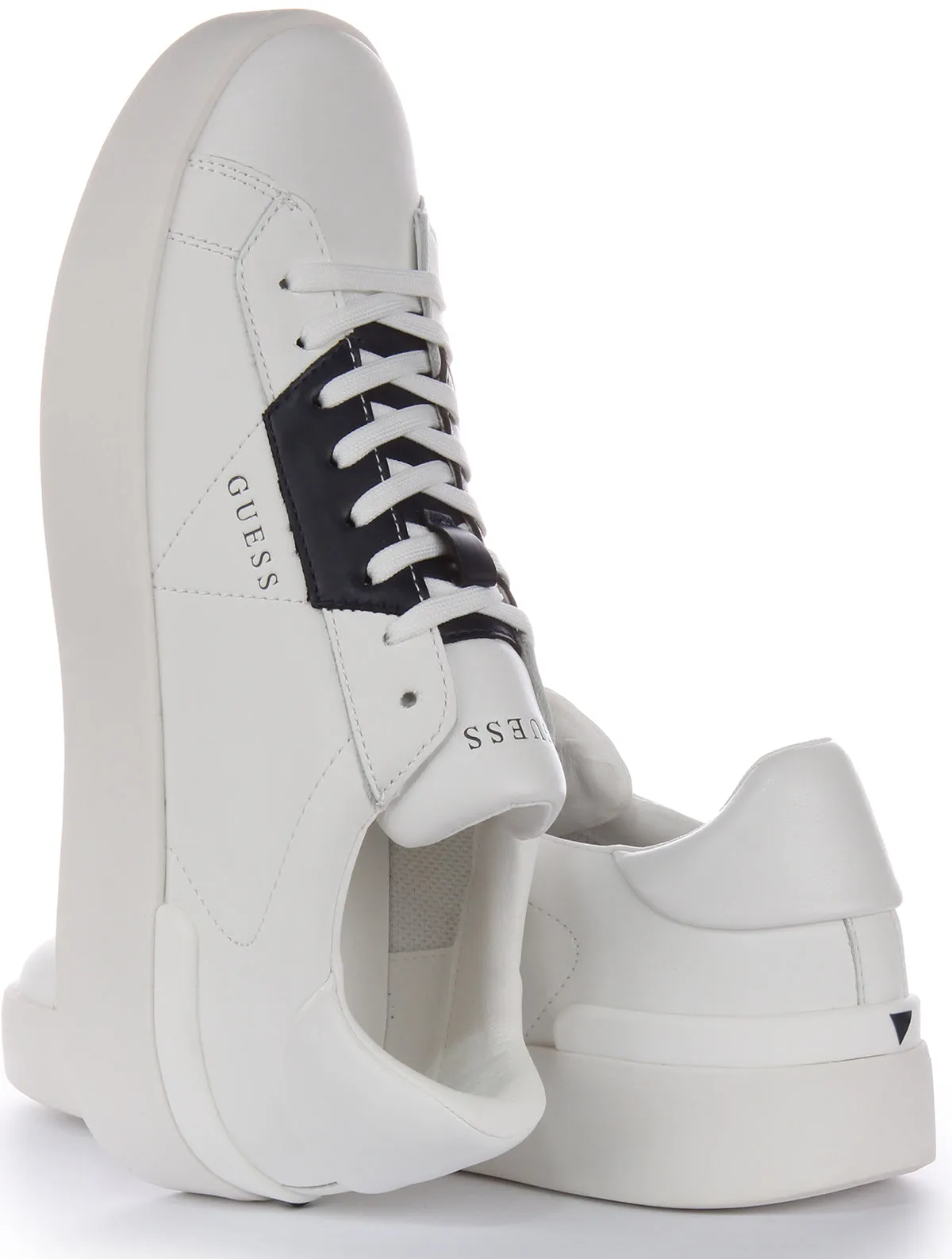 Arch Secure Guess Parma Low Trainers In White Black For Men