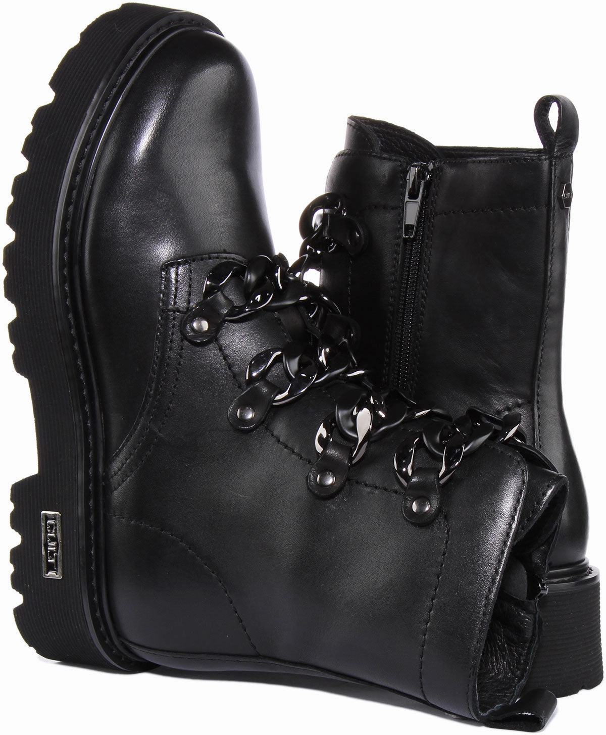 Backpacking Shoes Cult Slash Chain In Black For Women