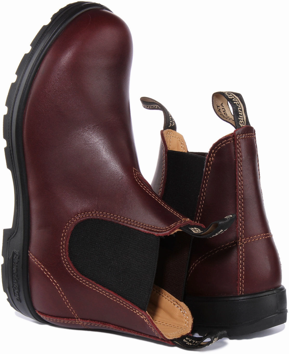 Blundstone 1440 In Burgundy Trail Adventure Boots