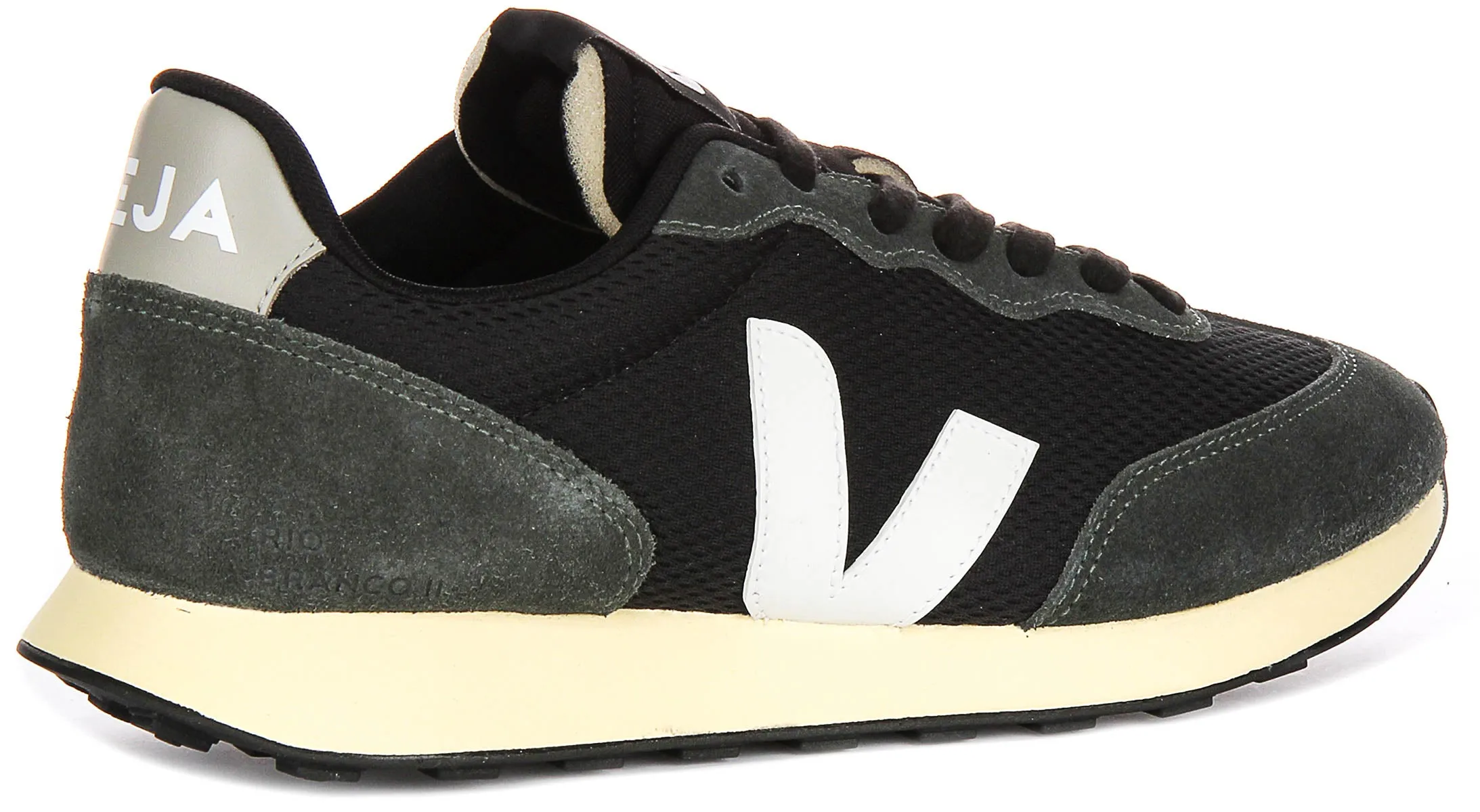 Breathable Design Veja Rio Branco II In Black White For Men