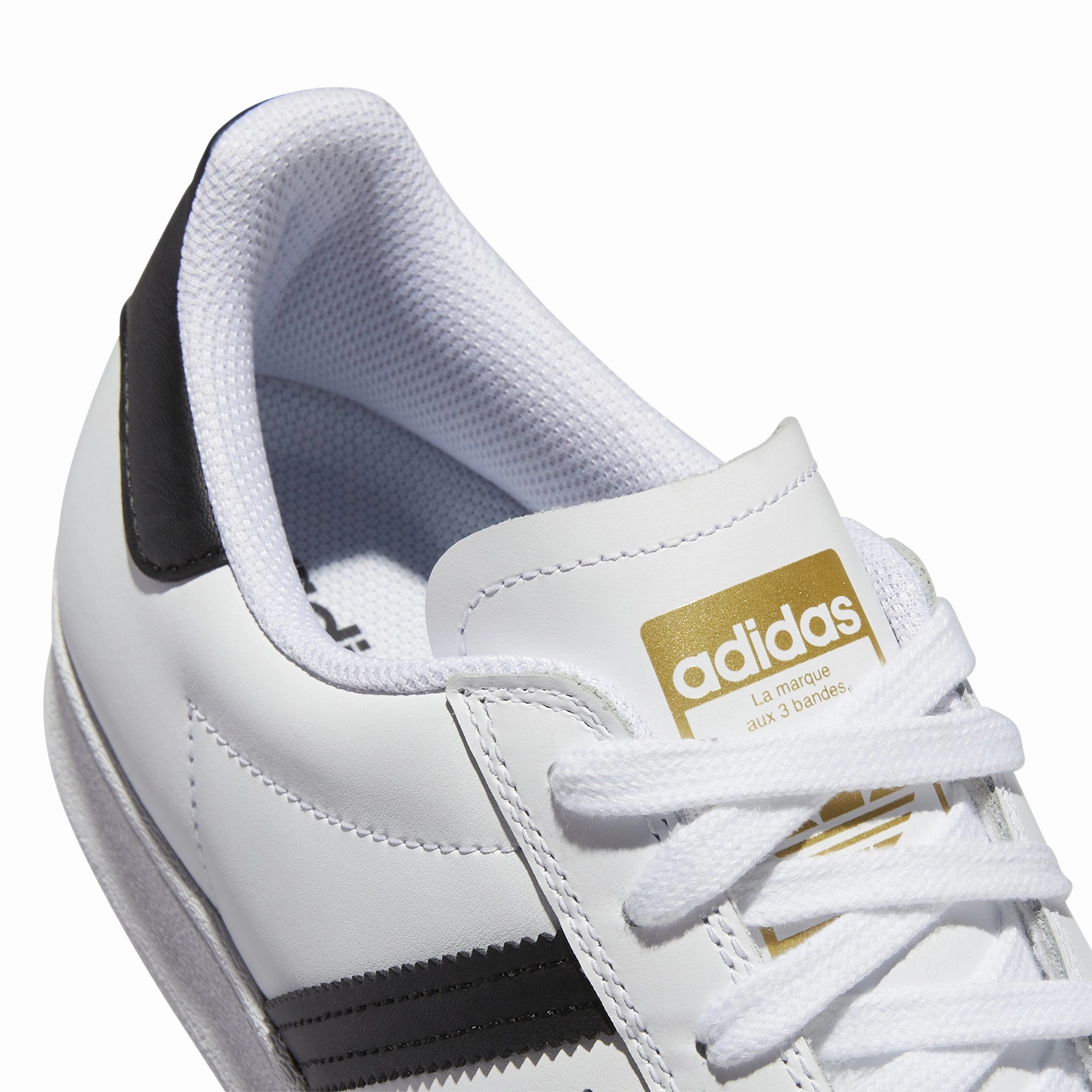 Breathable nature Adidas Superstar ADV White/Black