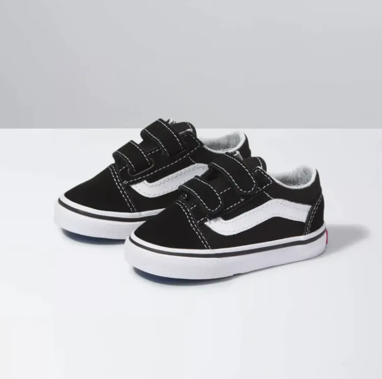 Easy Style Night Run VANS Old Skool V Black Toddlers VN000D3YBLK (LF)