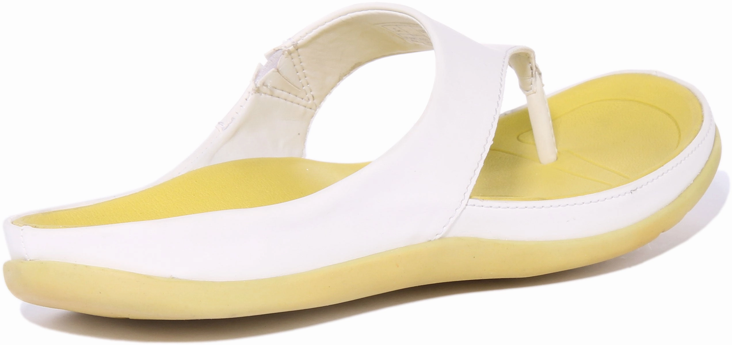 Comfy Step Strive Ilya In White For Women