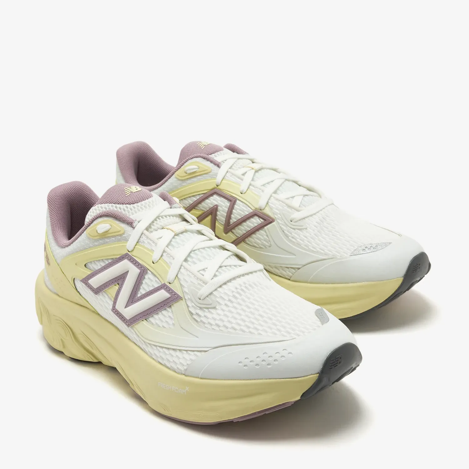 Contemporary Chic NEW BALANCE UTRN UTRNQB Fresh Foam Unisex (LF)