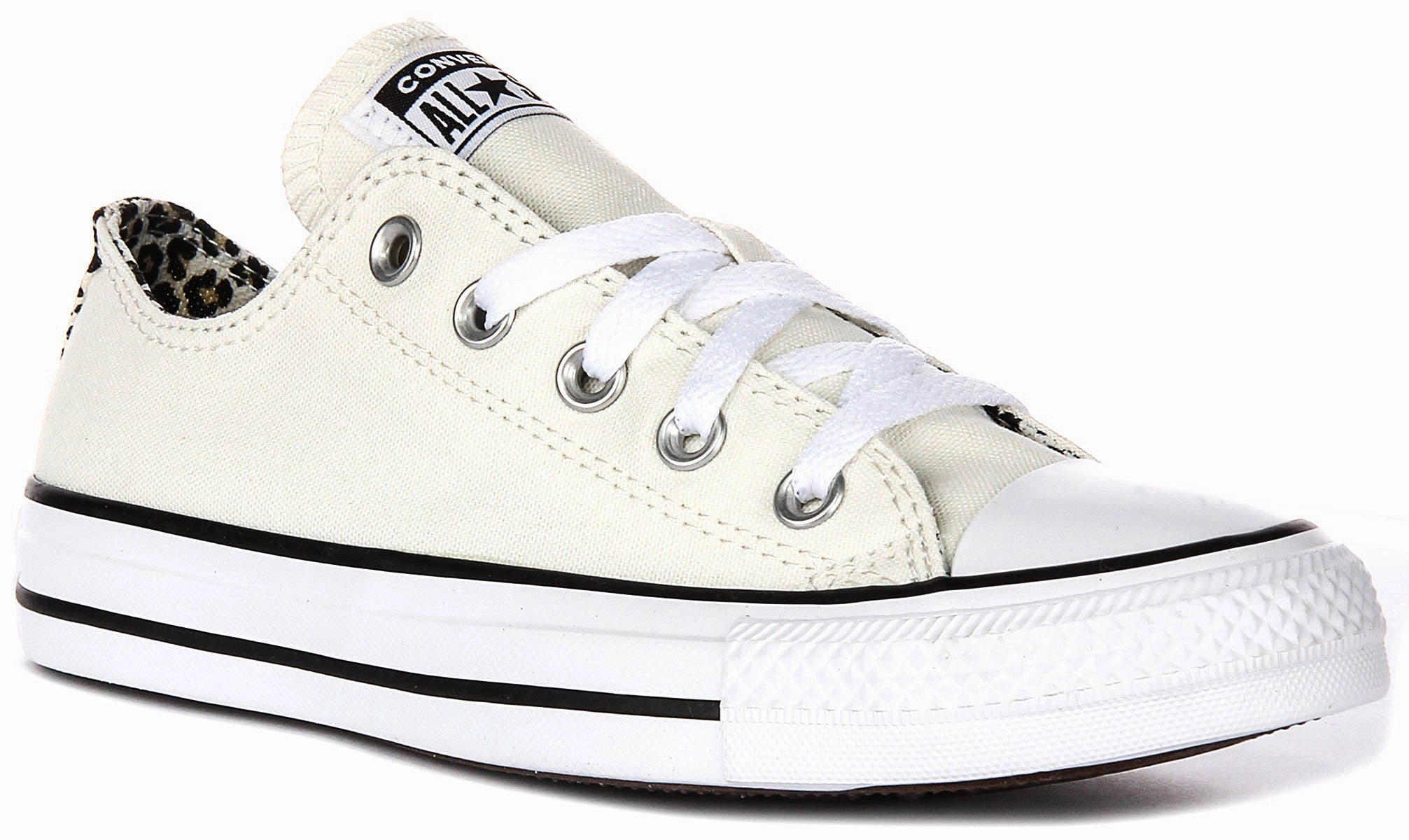 Strong Grip Urban Sleek Converse A14943C In White For Unisex