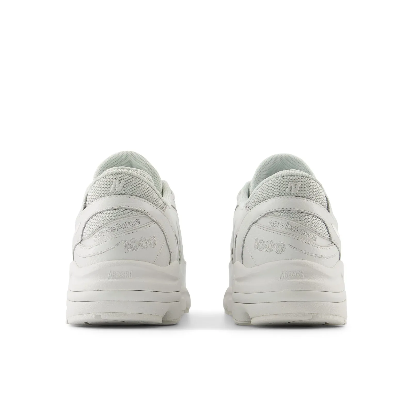 Cushioned traction New Balance Men's M1000BW