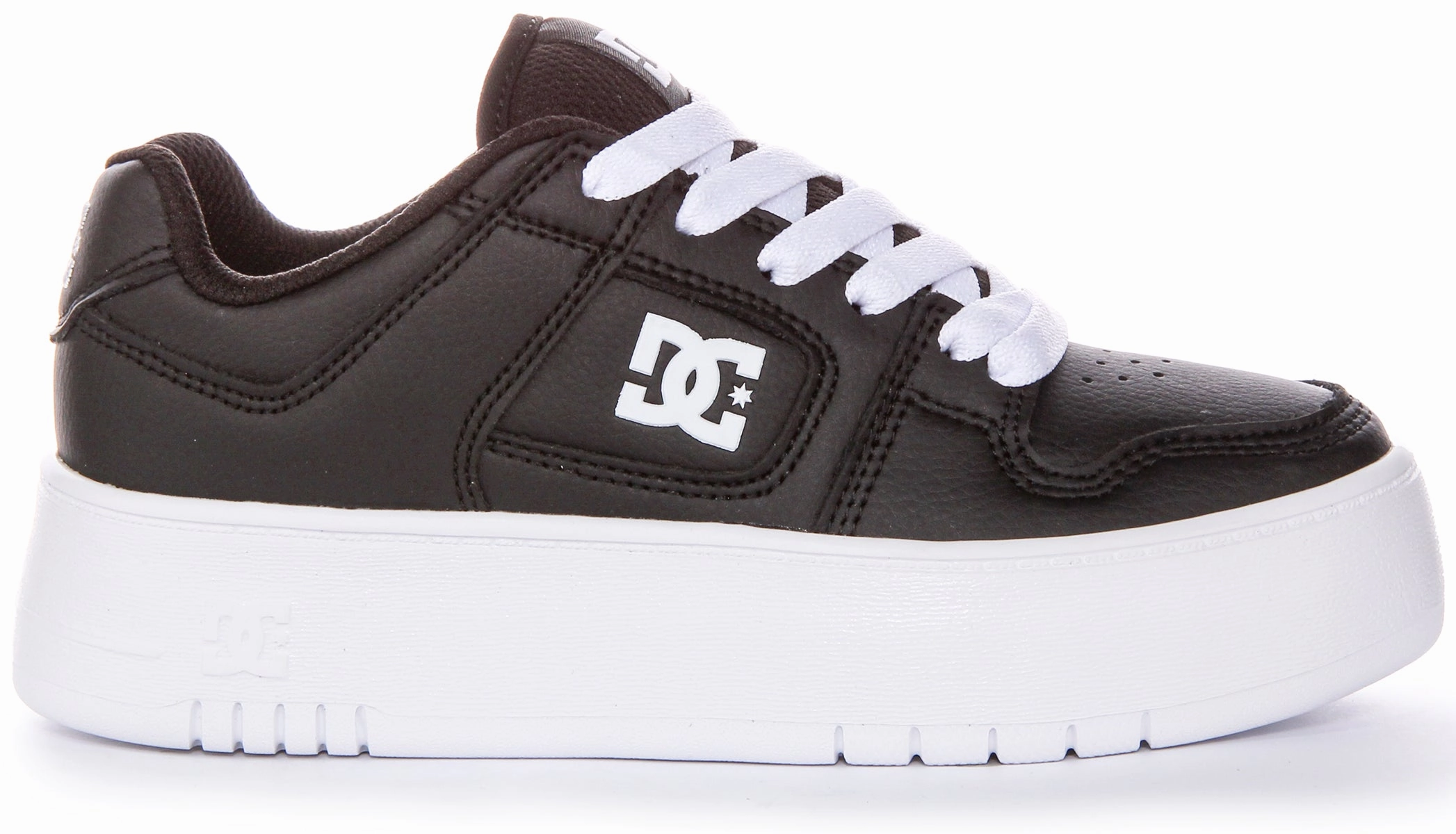 Dc Shoes Manteca 4 Platfrom In Black White For Women Soft Touching