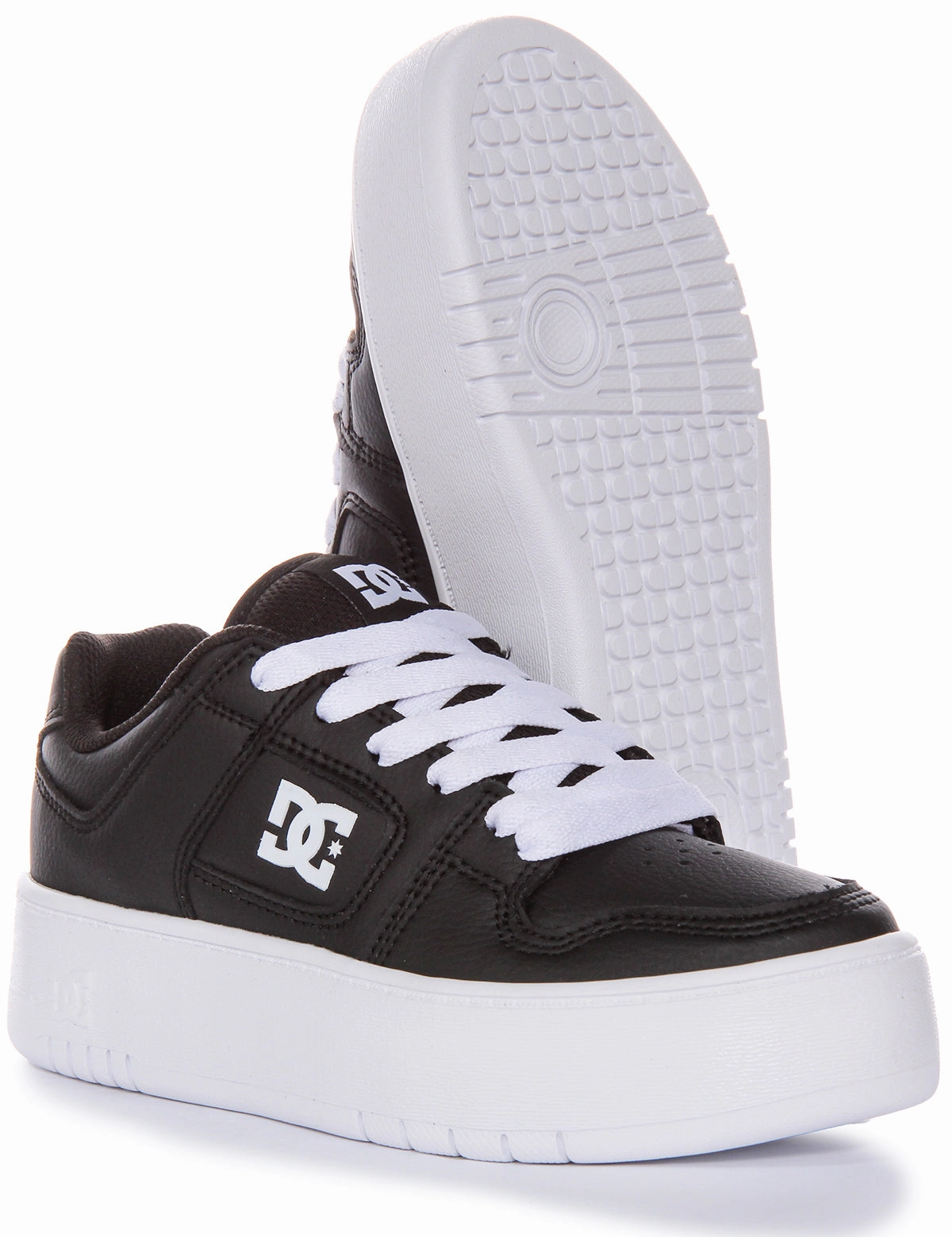 Dc Shoes Manteca 4 Platfrom In Black White For Women Soft Touching
