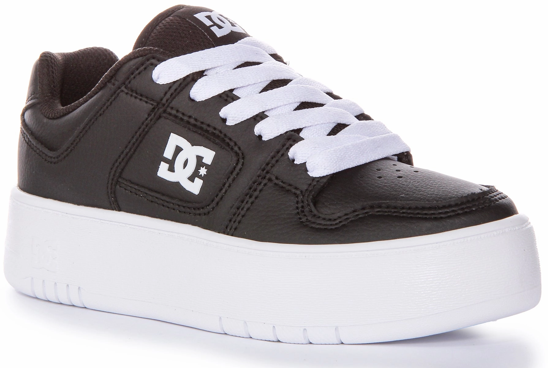 Dc Shoes Manteca 4 Platfrom In Black White For Women Inner Foam Precision Drive