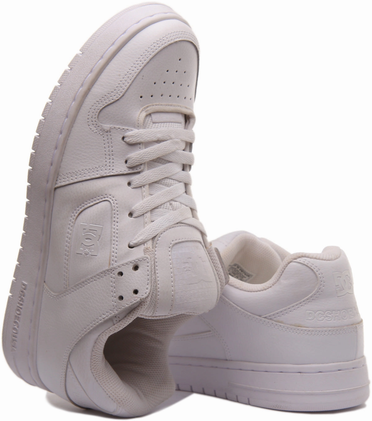 Dc Shoes Manteca In White Lateral Strength