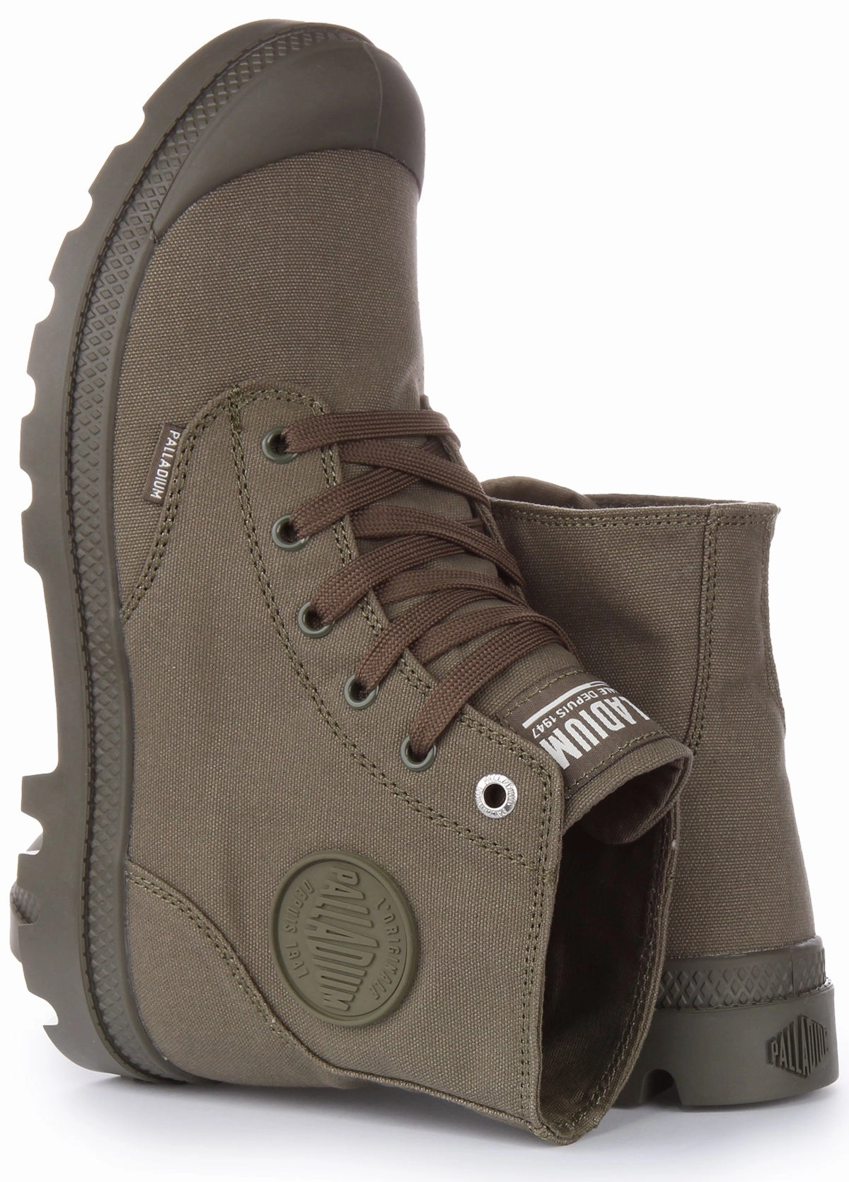 Desert Inspired Palladium Mono Chrome Boots In Olive