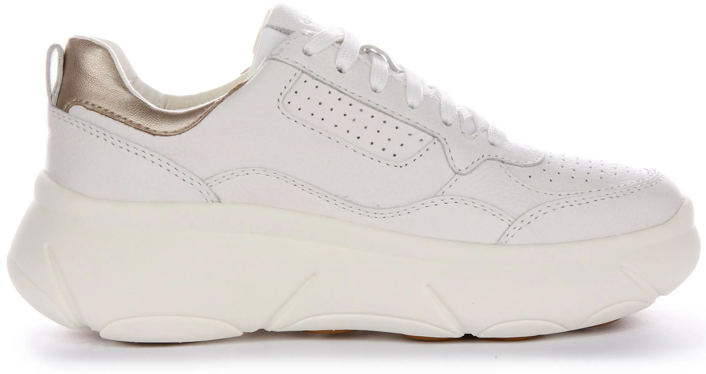 Dry Feel Geox D Nebula 2.0 XB Trainers In White For Women