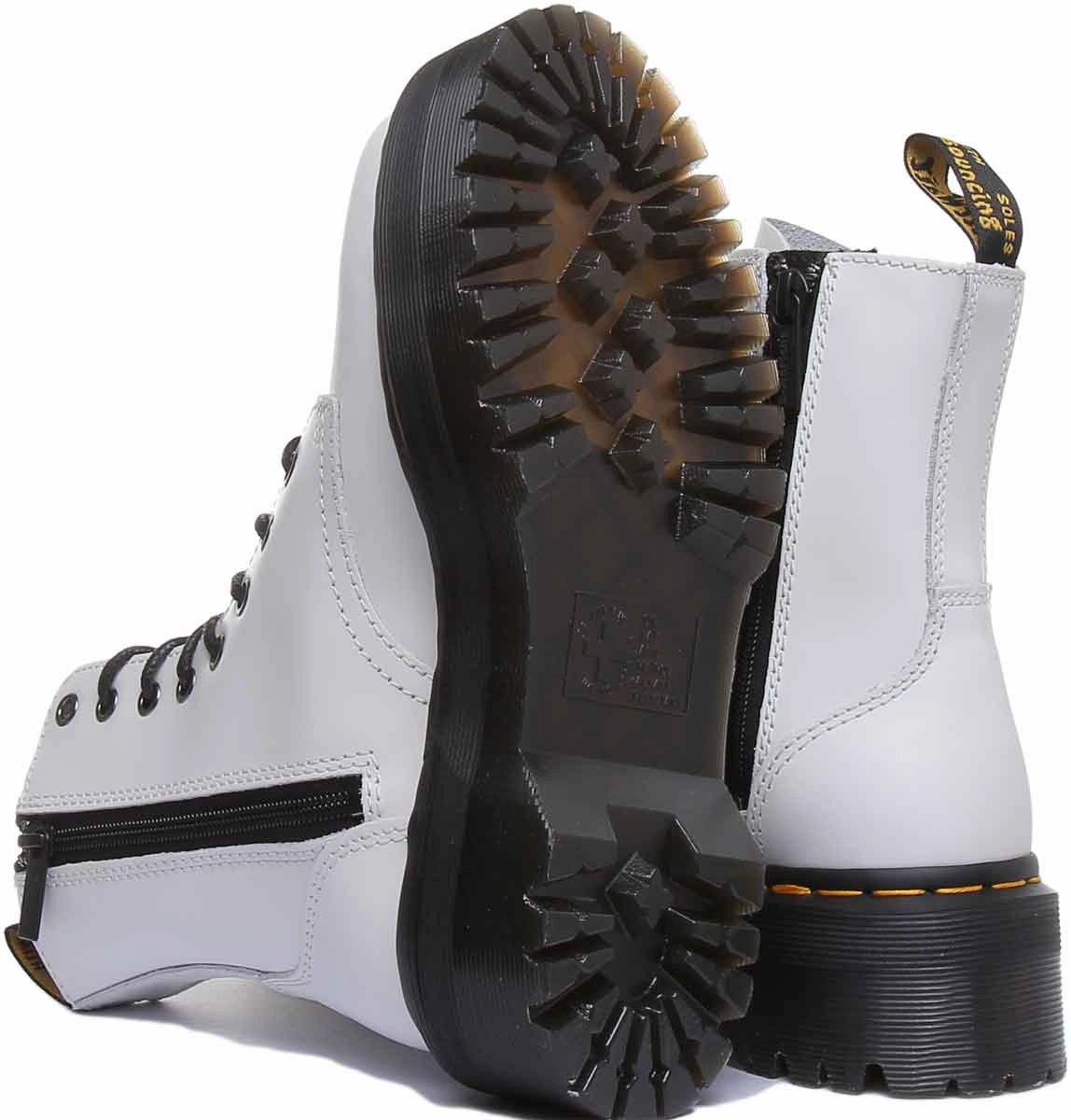 Easy Glide-Step Dr Martens Jadon Smooth In White