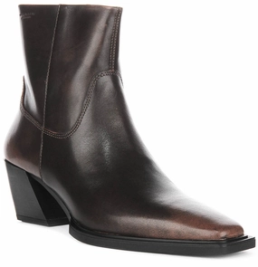 Vagabond Alina In Brown For Women Adventure Performance Path Walker