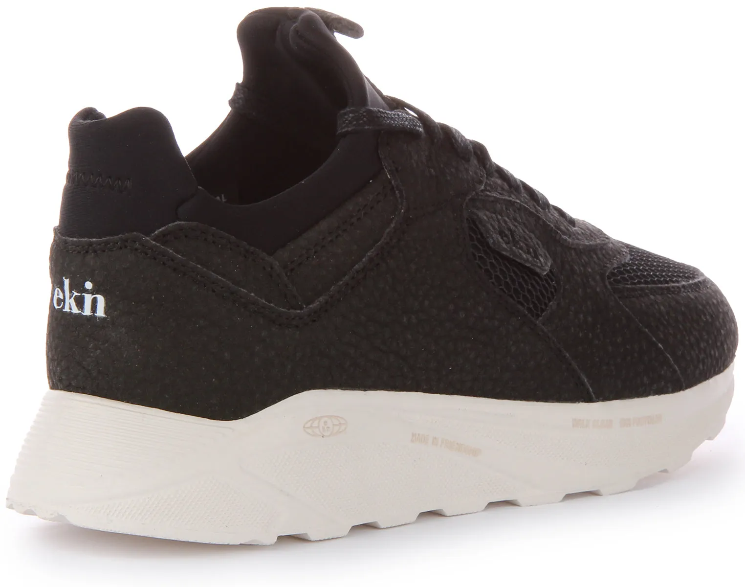Ekn Larch Trainers In Black Step Boost