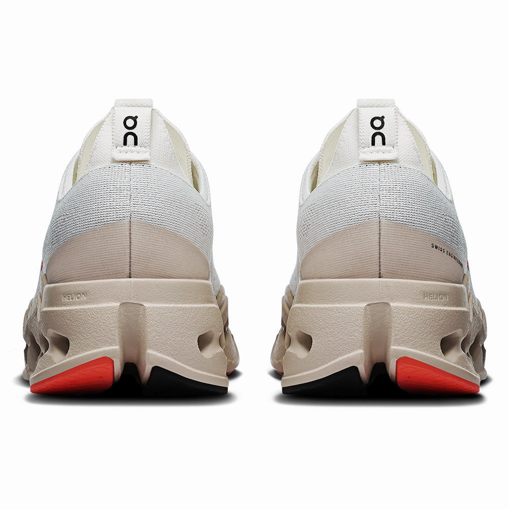 Fast Drying Functionality On Running Cloudsurfer Max