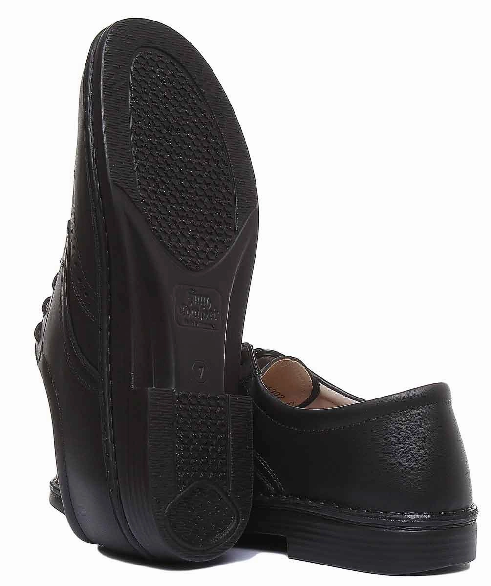 Finn Comfort Budapest In Black Ergonomic Fit