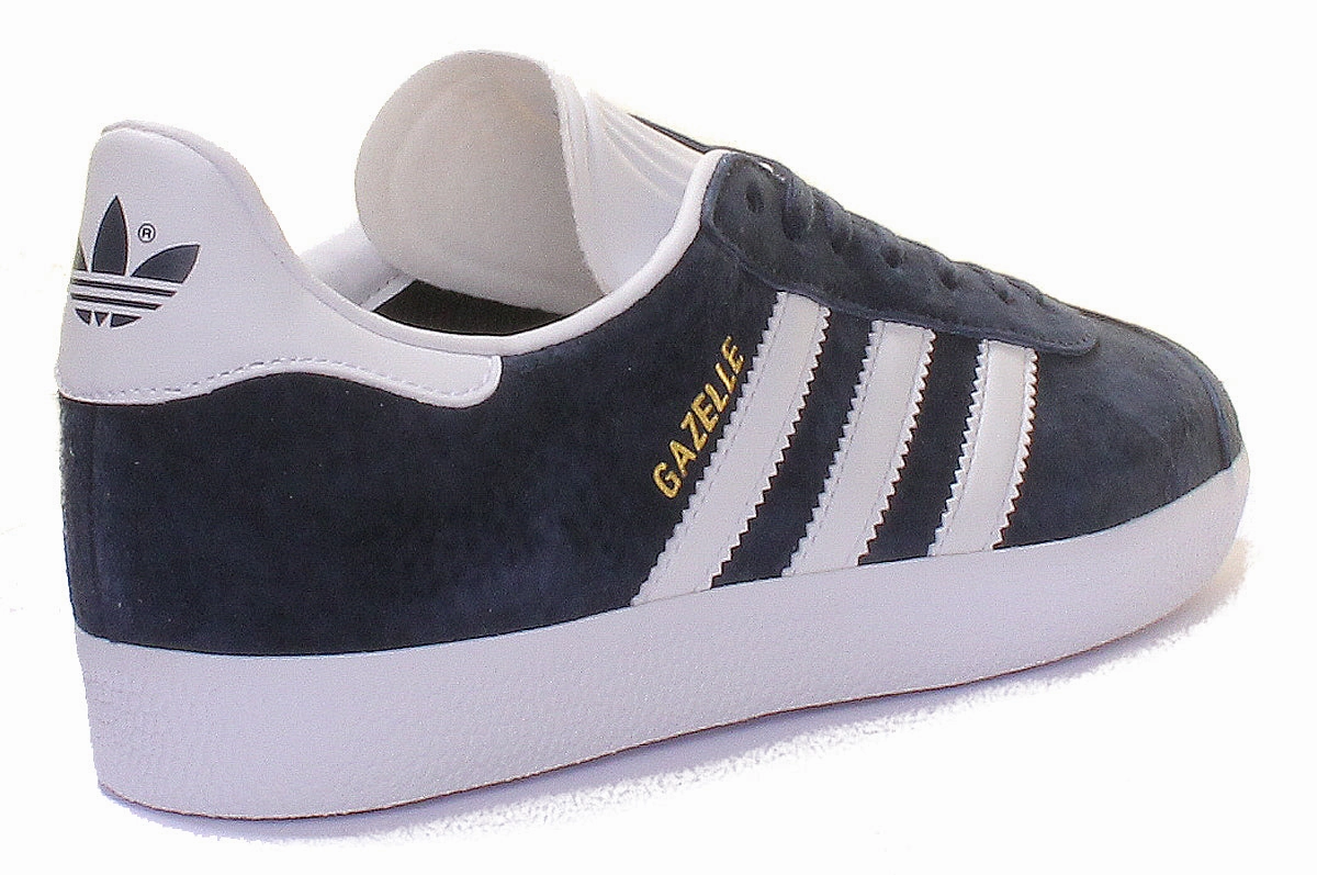 Firm - Comfort Blend Feature Set Adidas Gazelle Suede Trainers In Navy White