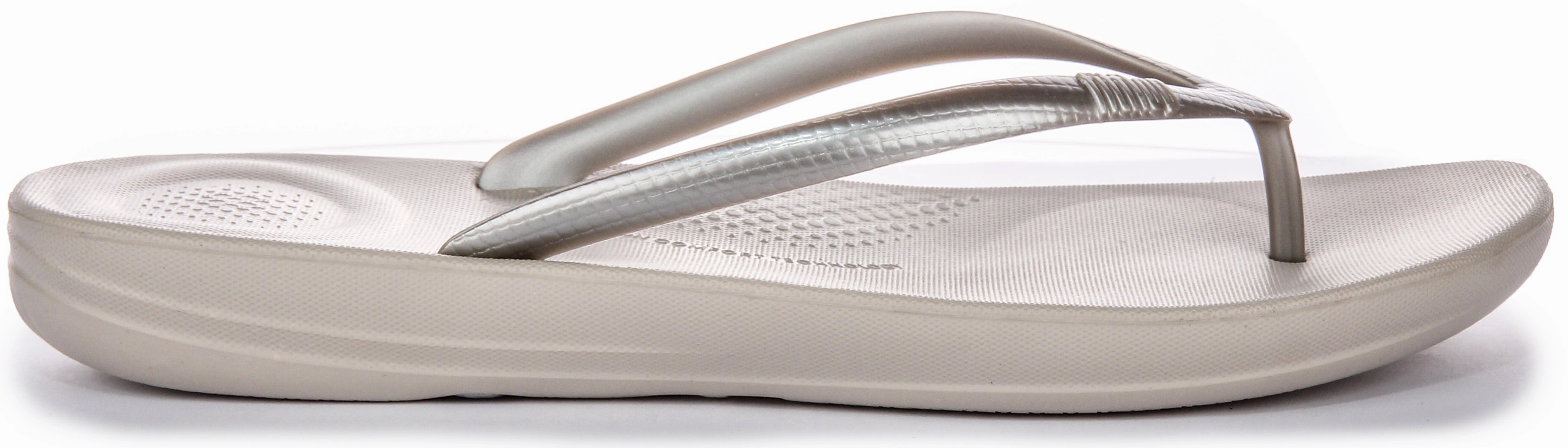 Fitflop Iqushion Ergono In Silver For Women Chic Comfort