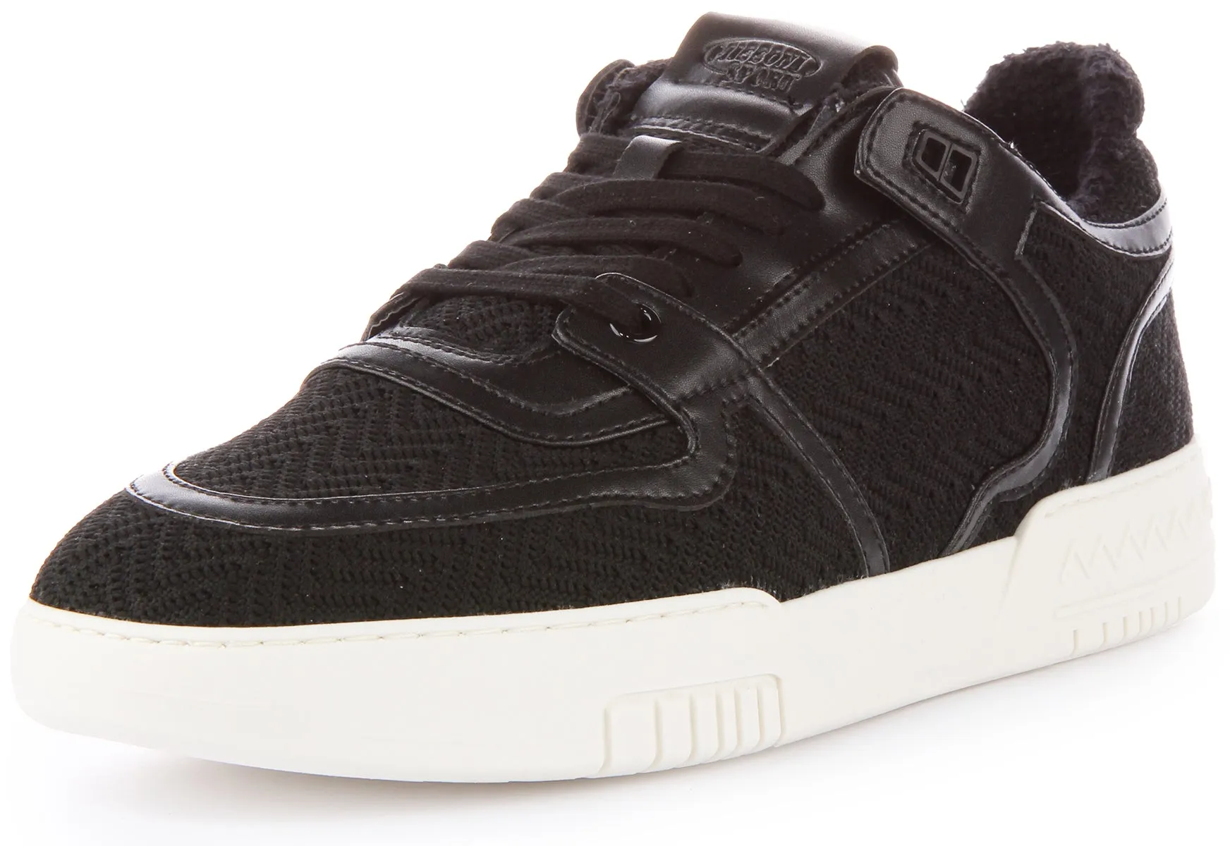 Flexible Outsole Missoni Lace up Trainer In Black