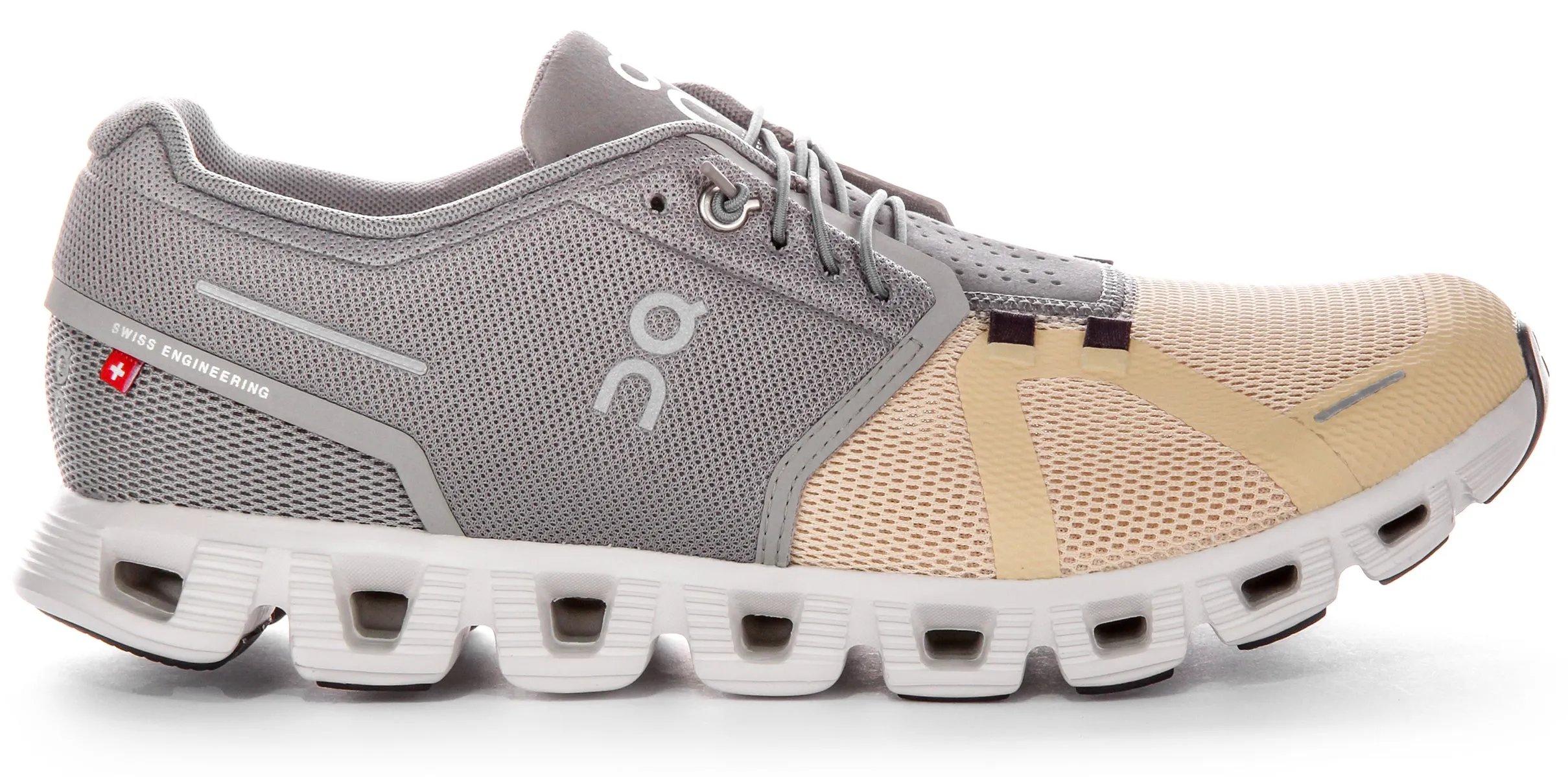 Flexible Outsole On Running Cloud 5 In Grey For Men