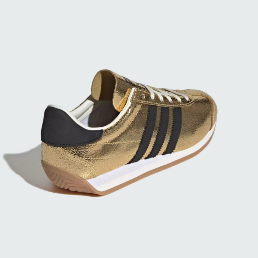 Flexible Inlay Feature Set adidas - Country OG - Gold Metallic/Core Black - Women's [JQ5110]