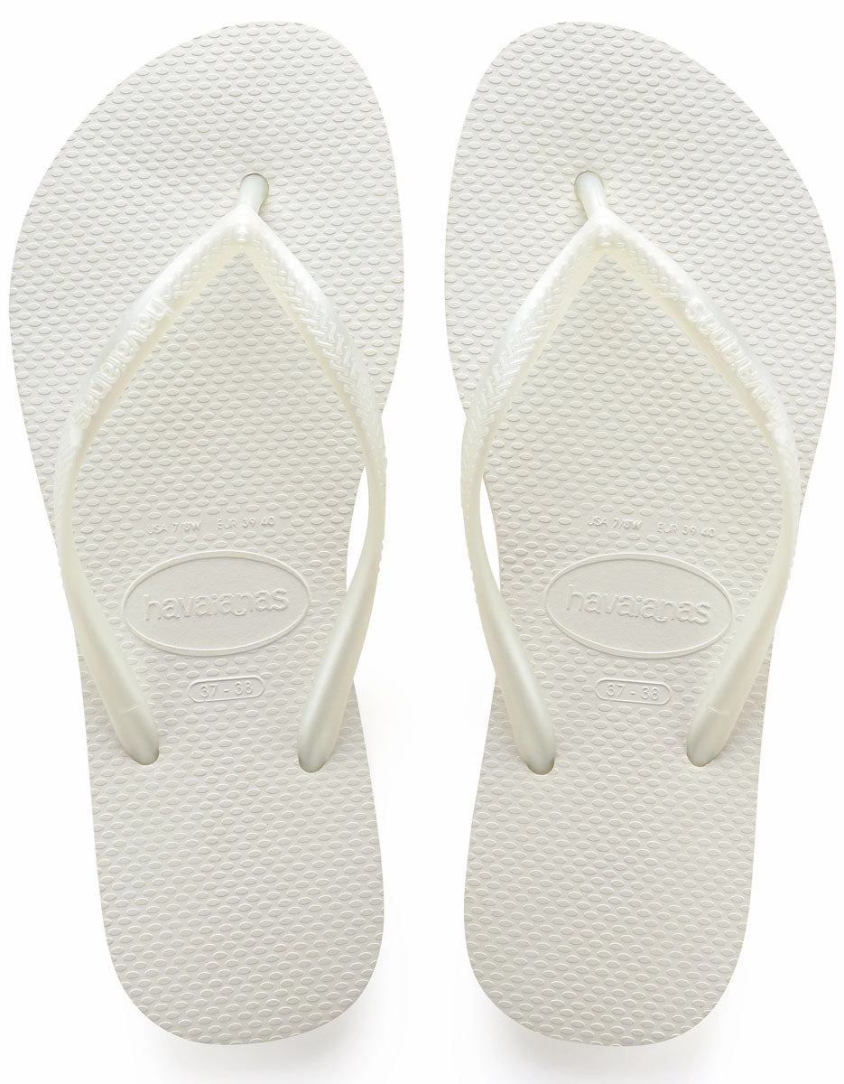 Havaianas Slim In White for Women Relaxing Beach