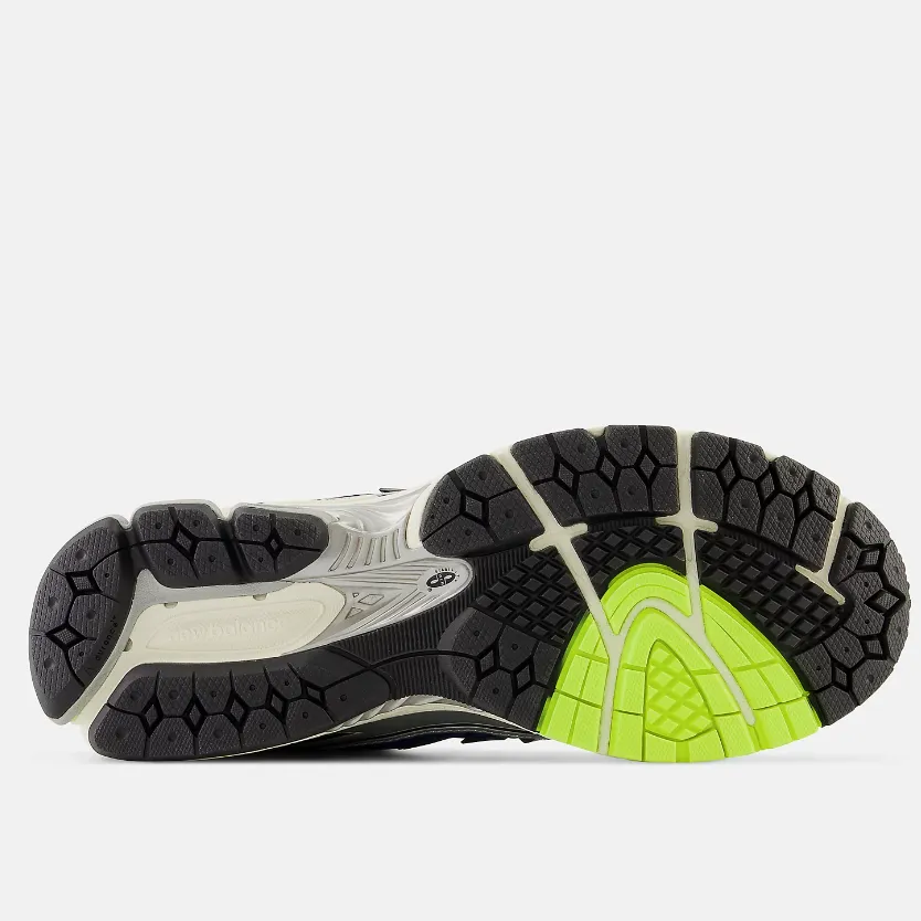 Glamorous NEW BALANCE 1906R M1906RCE Unisex (LF)