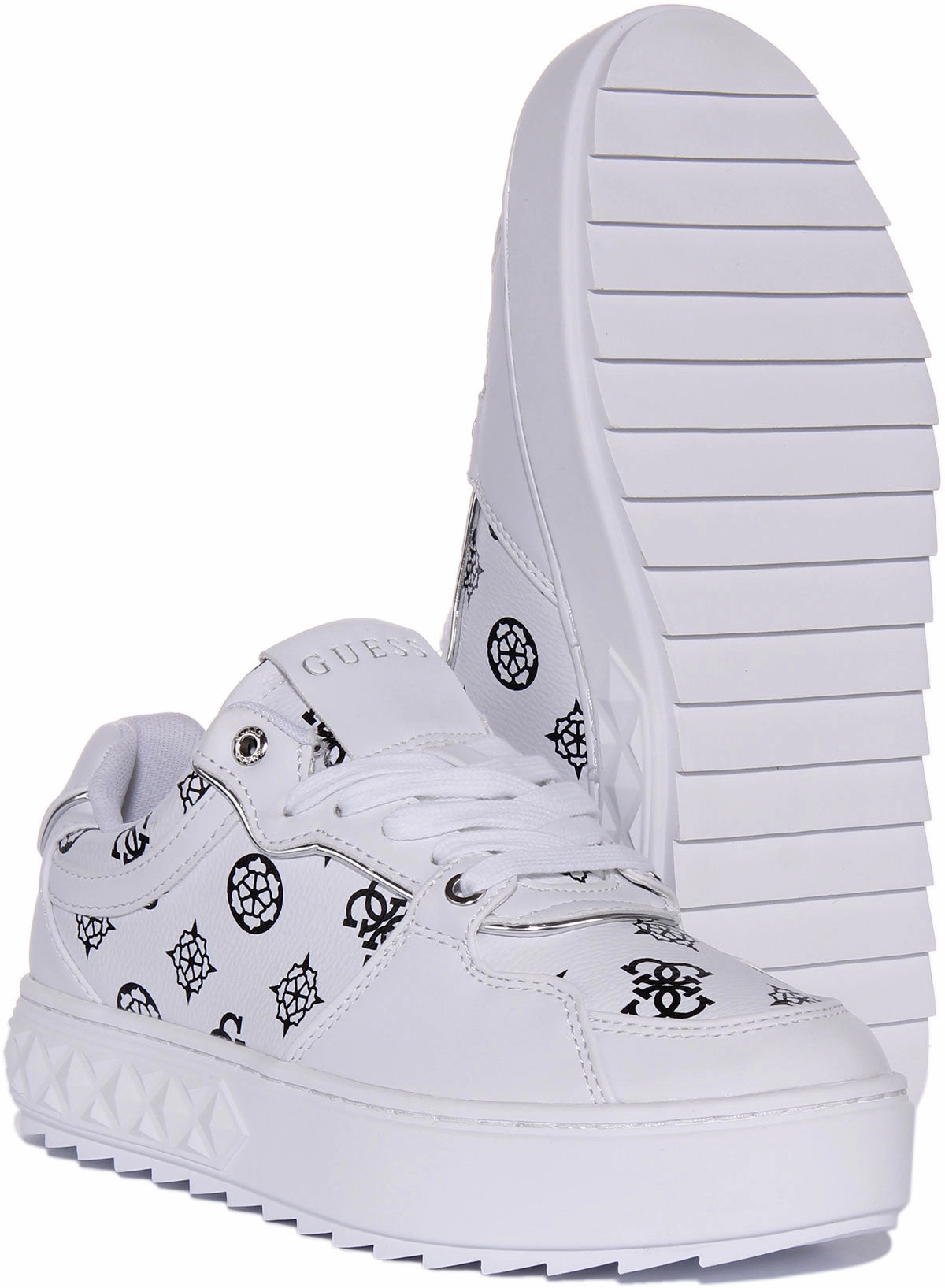 Guess Fiena Trainers In White Black For Women Push Forward
