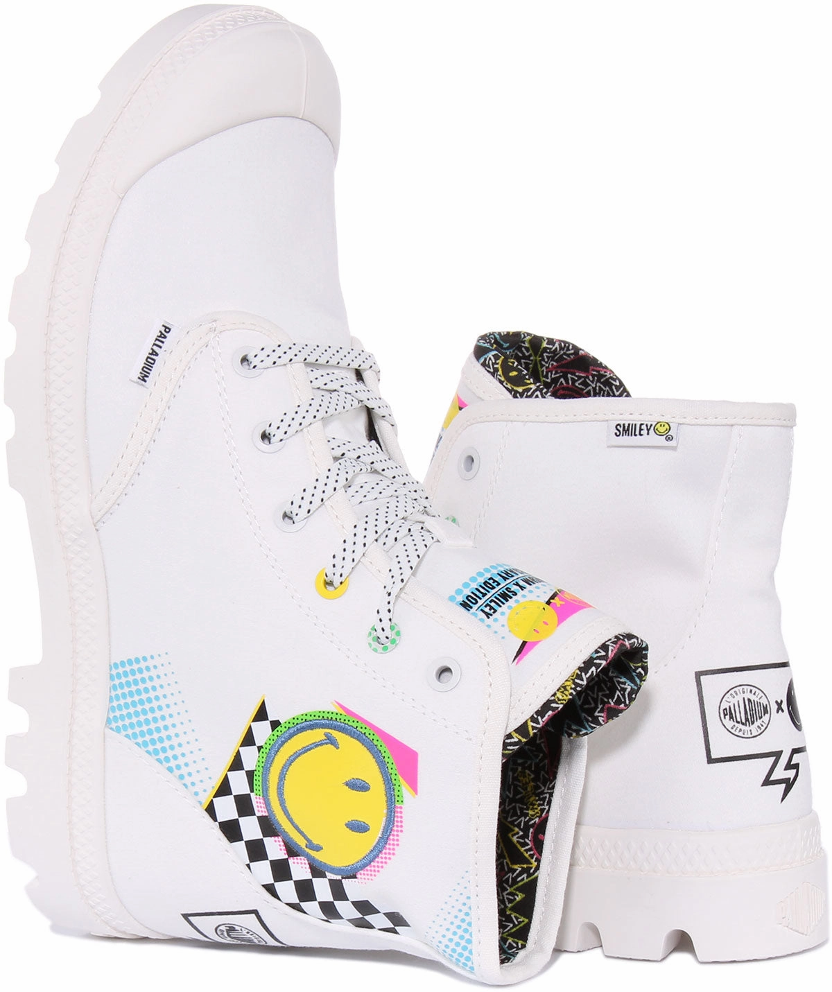 Hipster Vibe Palladium Pampa X Smile In White