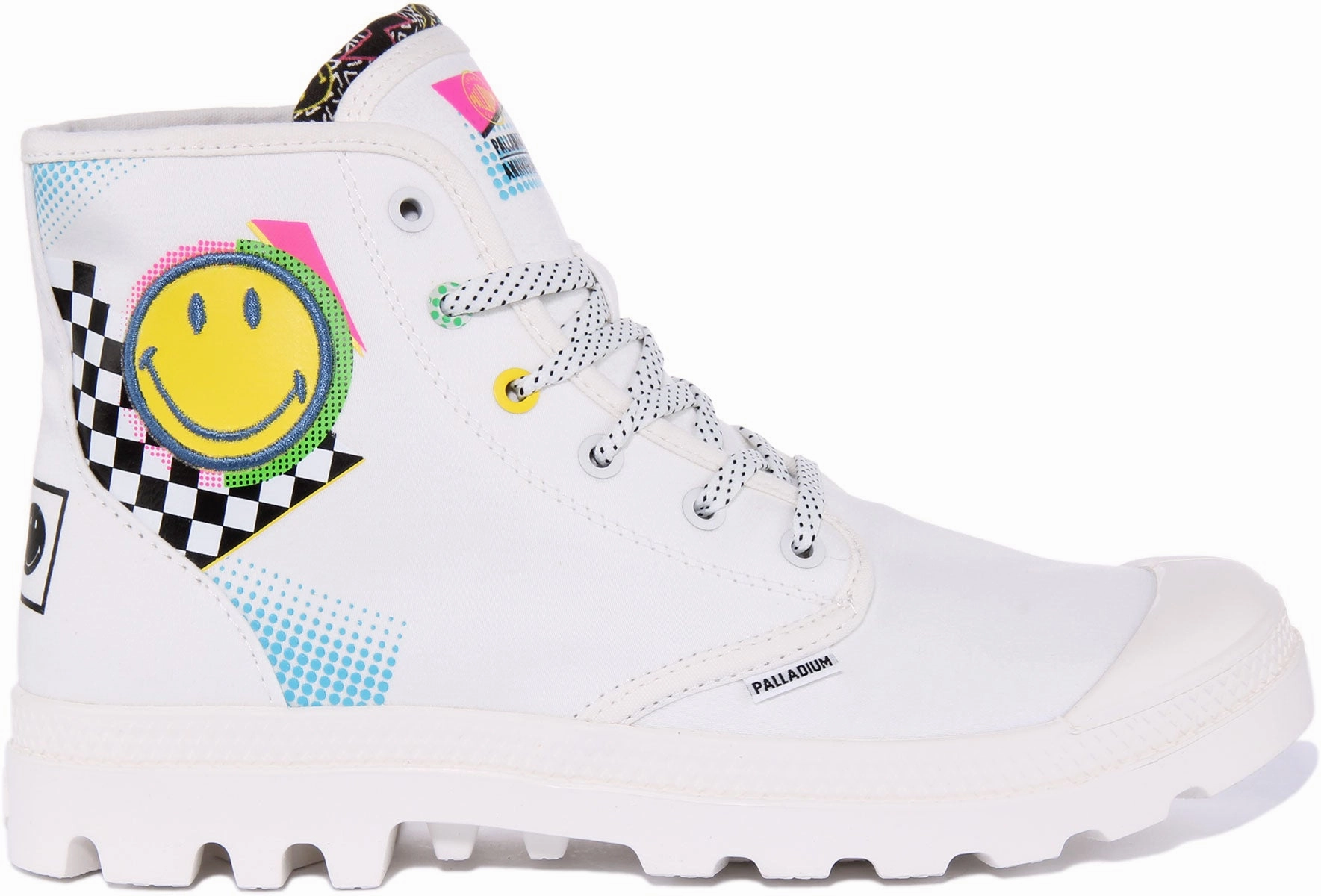 Hipster Vibe Palladium Pampa X Smile In White