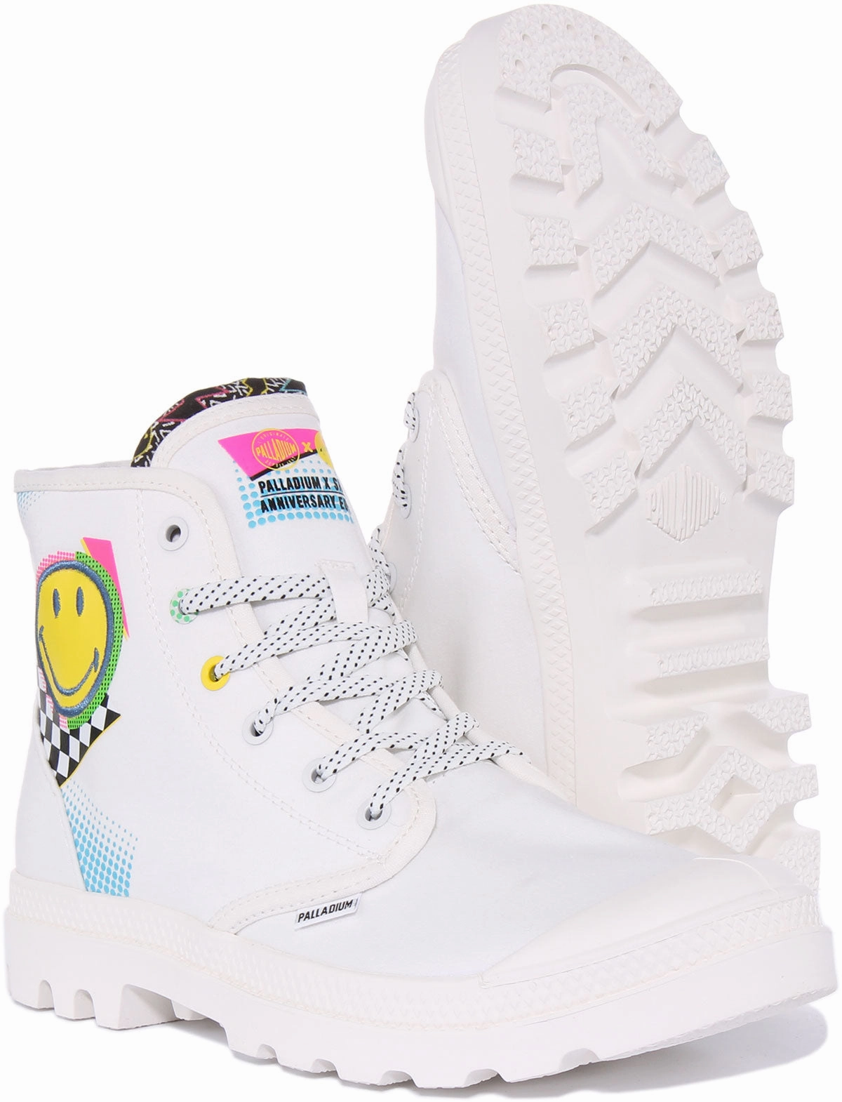 Hipster Vibe Palladium Pampa X Smile In White