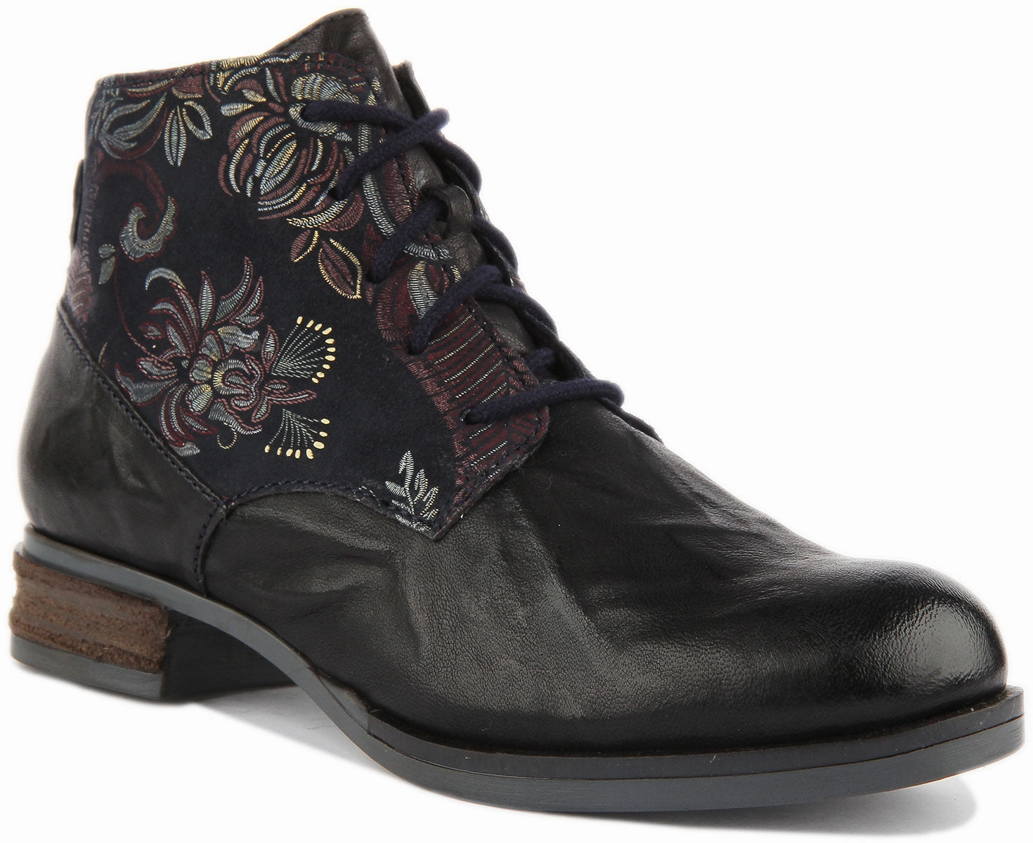 wet conditions Josef Seibel Sanja 10 In Navy For Women