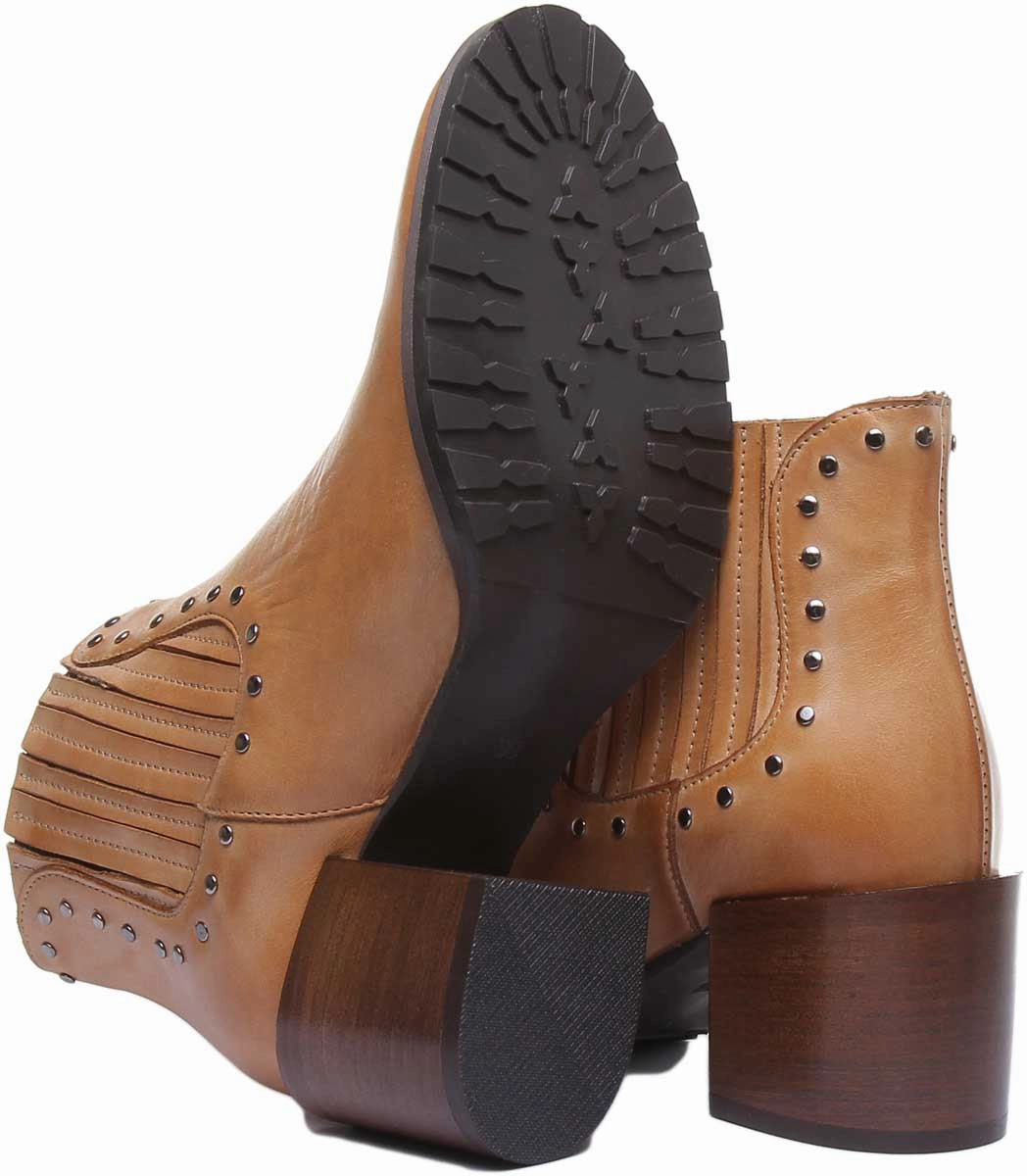 Justin Reess England Hero In Tan Trail Ready Shoes