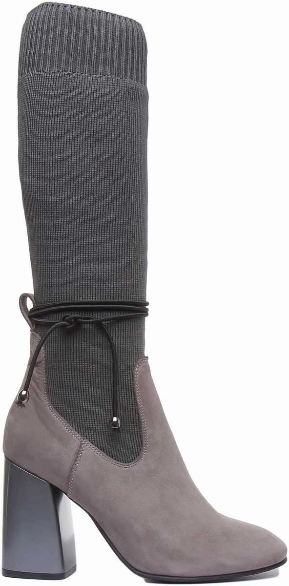 Justin Reess England Holly In Grey Easy Style