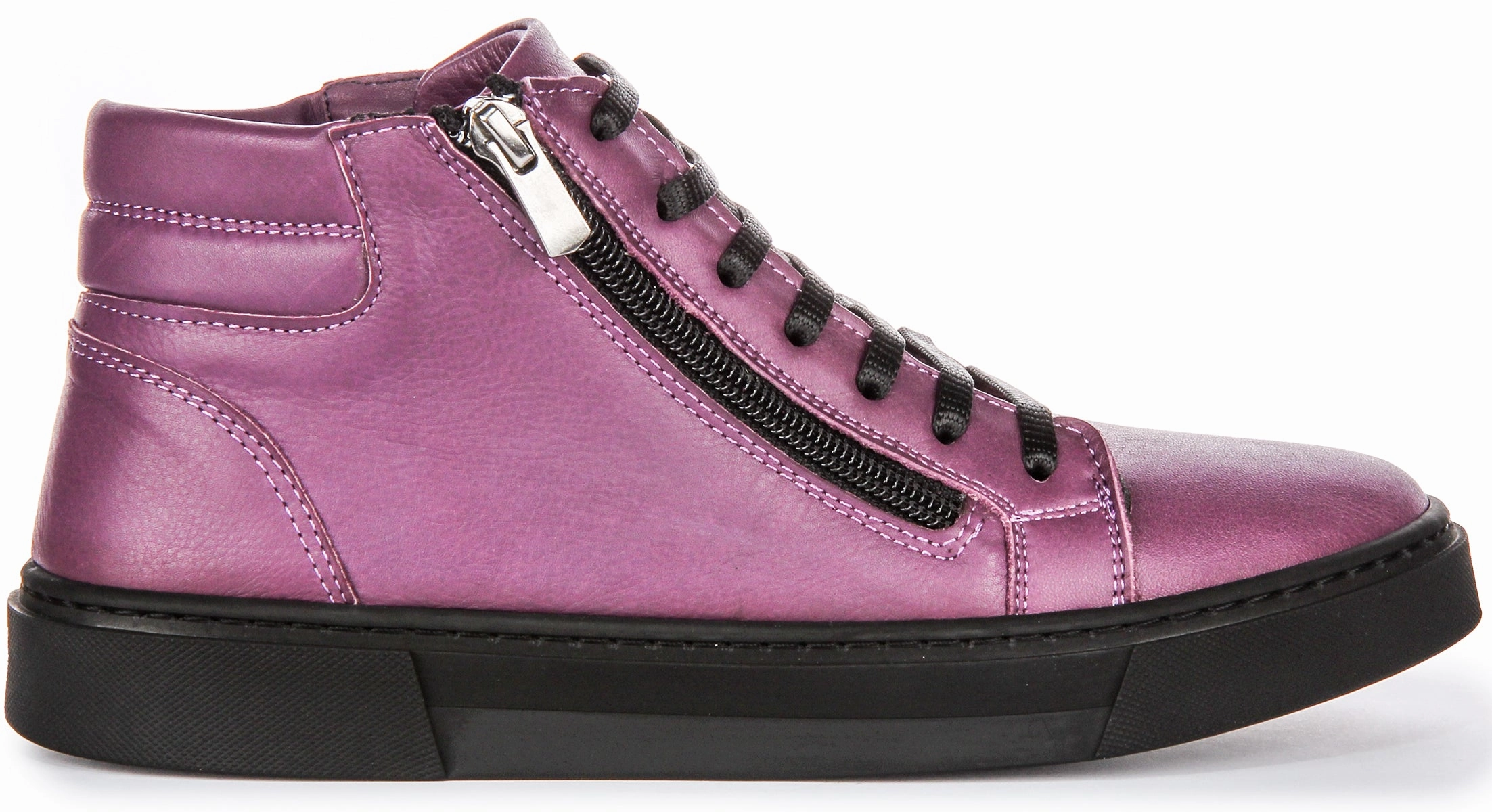 Justinreess England Bexley In Purple For Women Adventure Ready