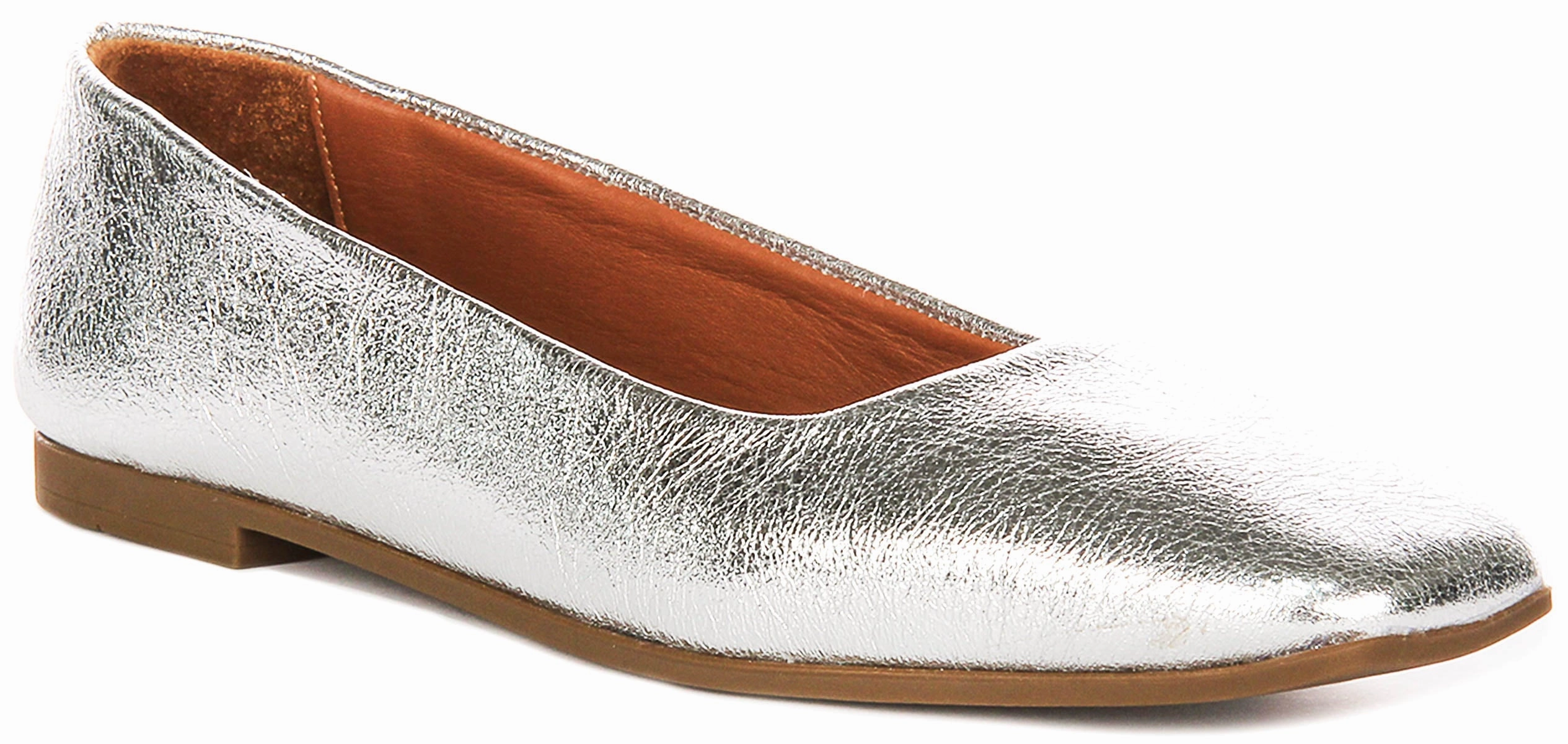 Airport Style Comfortable Cushioning Justinreess England Giselle In Silver For Women