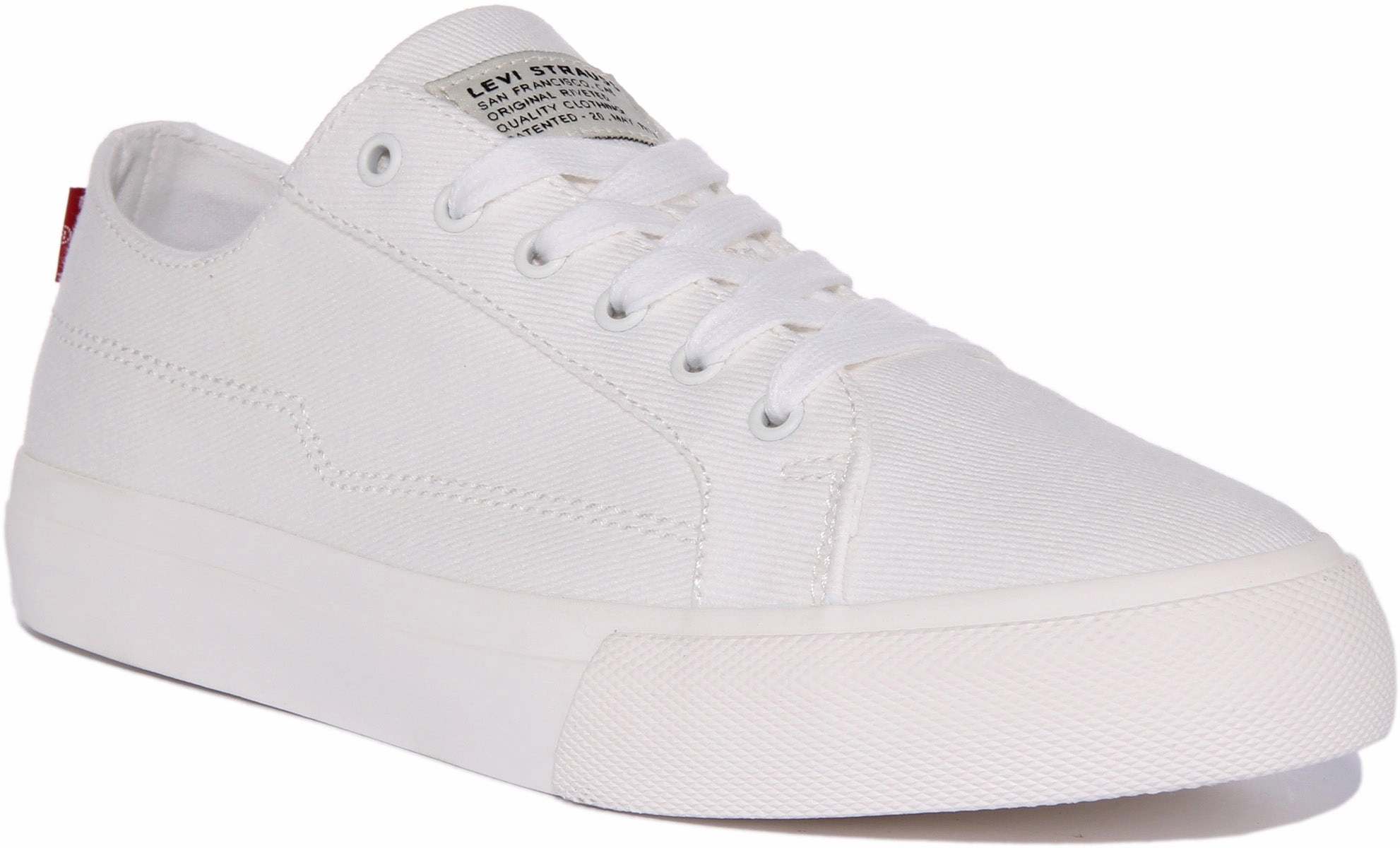 Internal shank supports efficient foot propulsion Levi Decon Lace In White For Men