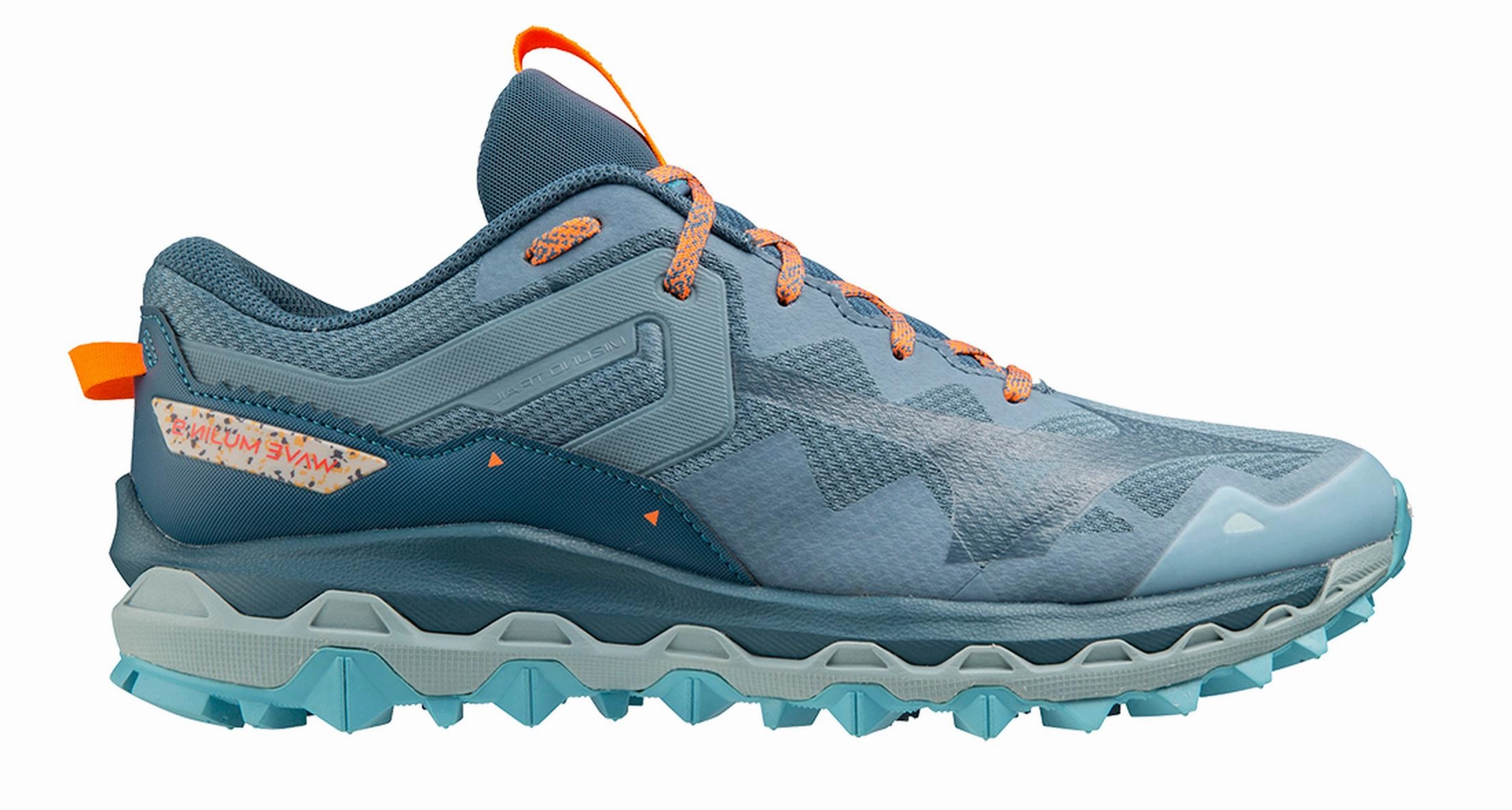 M Mizuno Wave Mujin 9 Marathon Feature