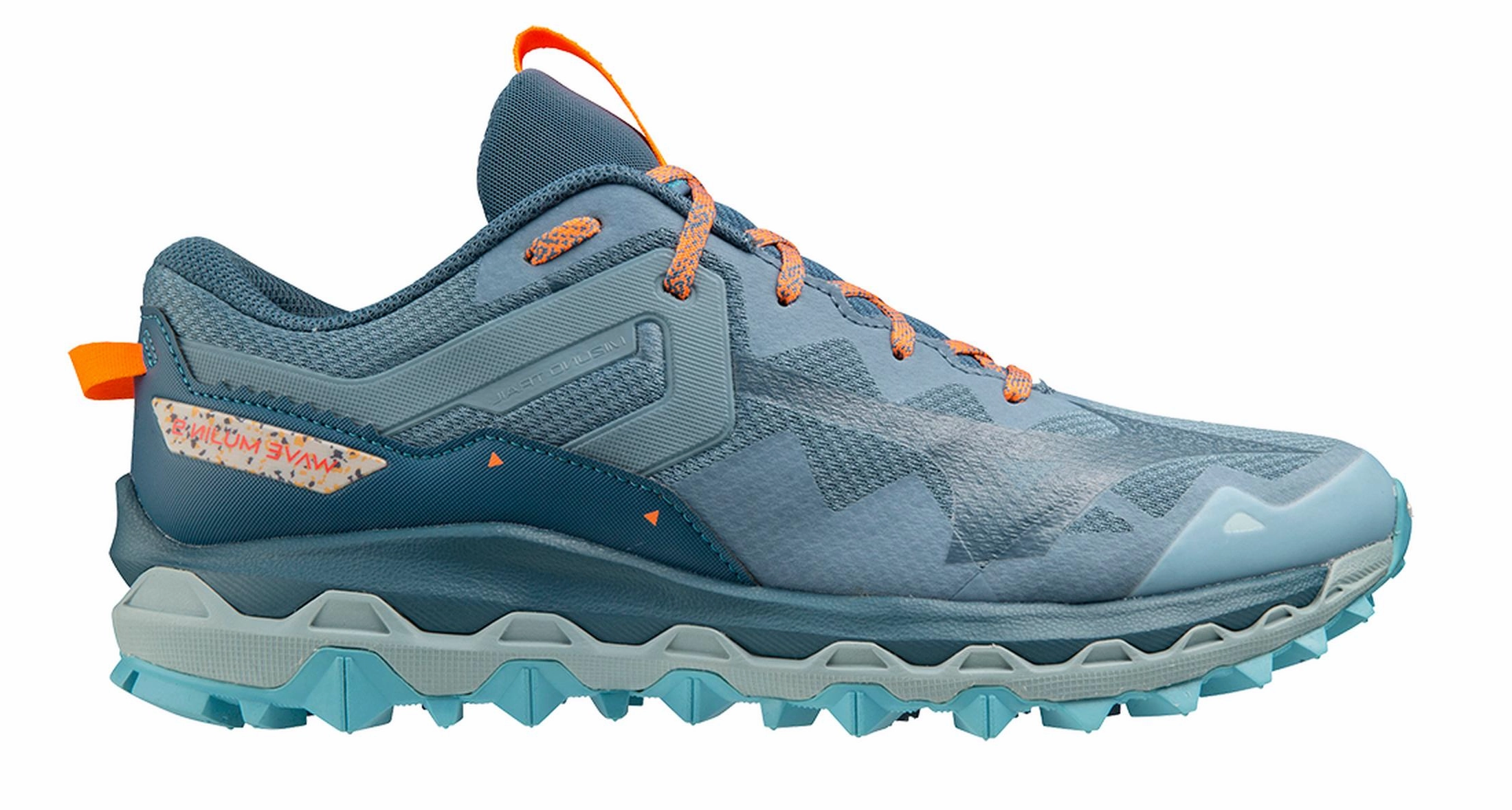 M Mizuno Wave Mujin 9 Marathon Feature